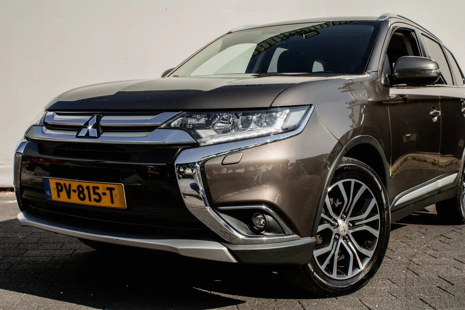 Mitsubishi Outlander 2.0 150pk Aut. Connect Pro Trekhaak/ Carplay/ Navi Braun - 2