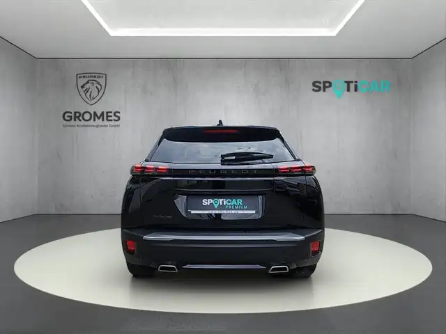 Peugeot 2008 view 4