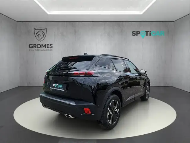 Peugeot 2008 view 3