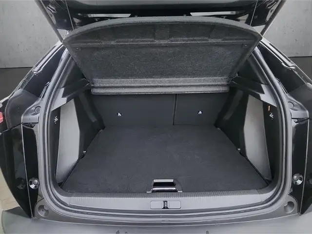 Peugeot 2008 view 7