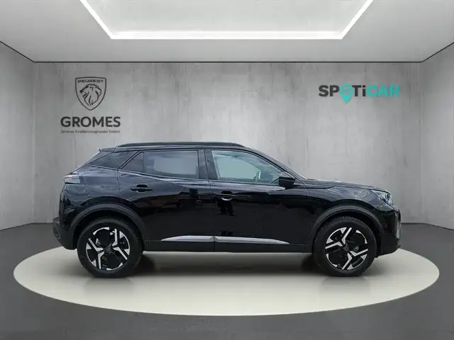 Peugeot 2008 view 2