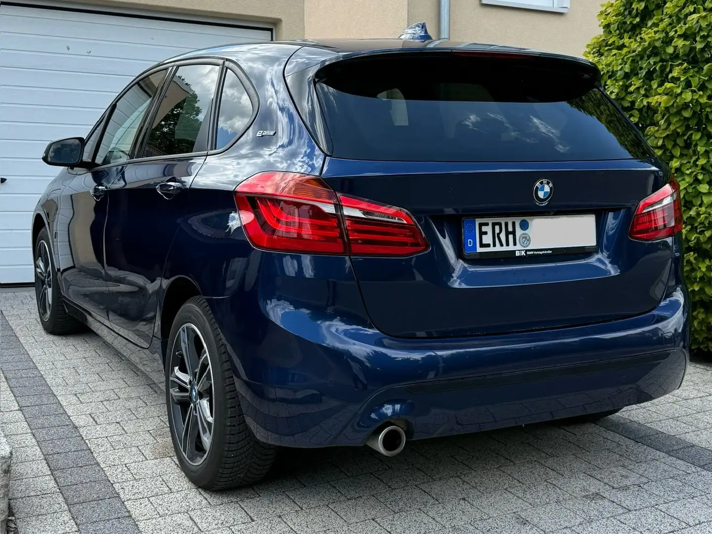 BMW 225 2er Active Tourer Plug-In-Hybrid 225xe iPerformanc Blue - 1
