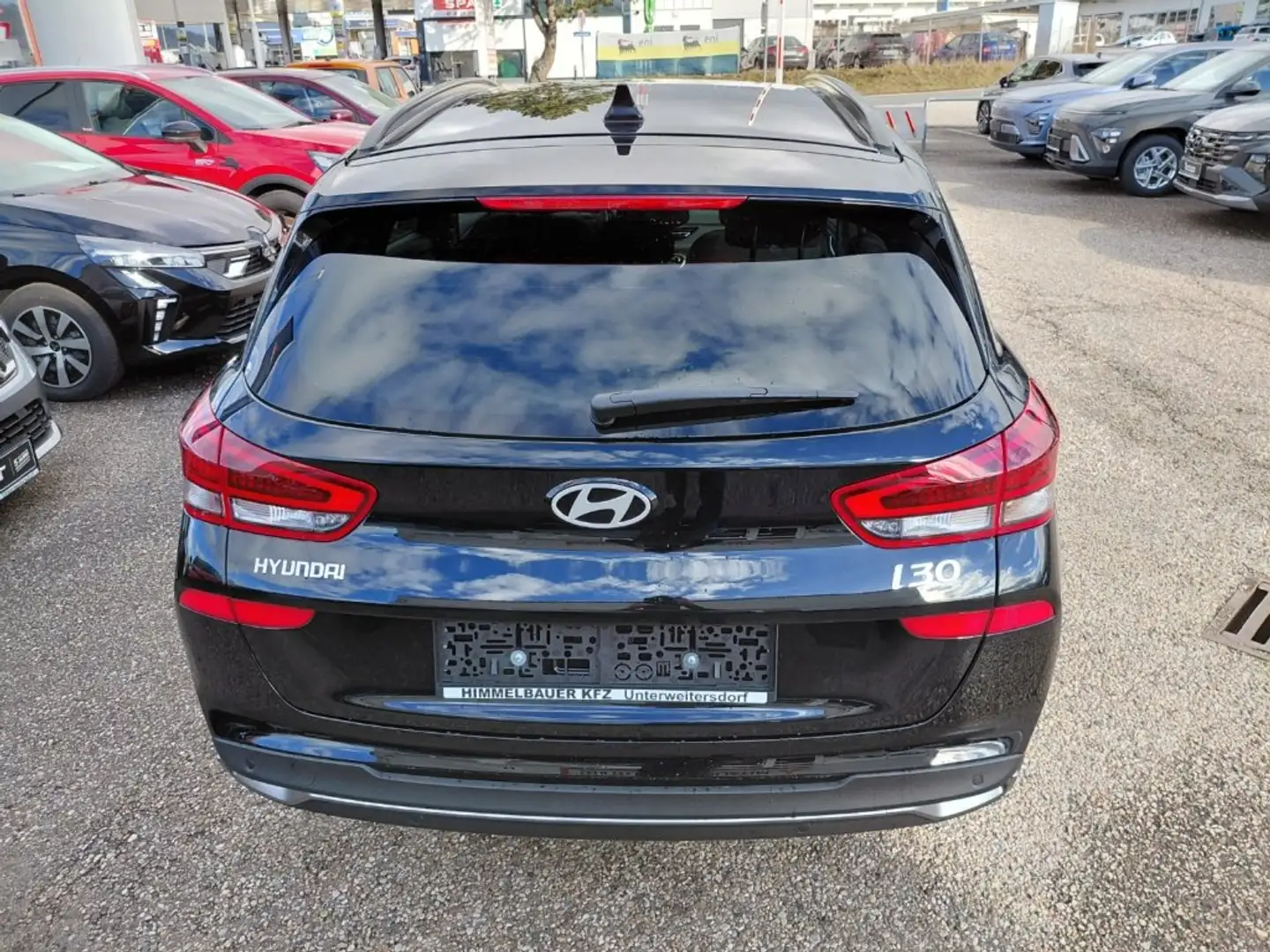 Hyundai i30 Kombi - PD GO Plus 1.0 T-GDI c6ku1 Schwarz - 2