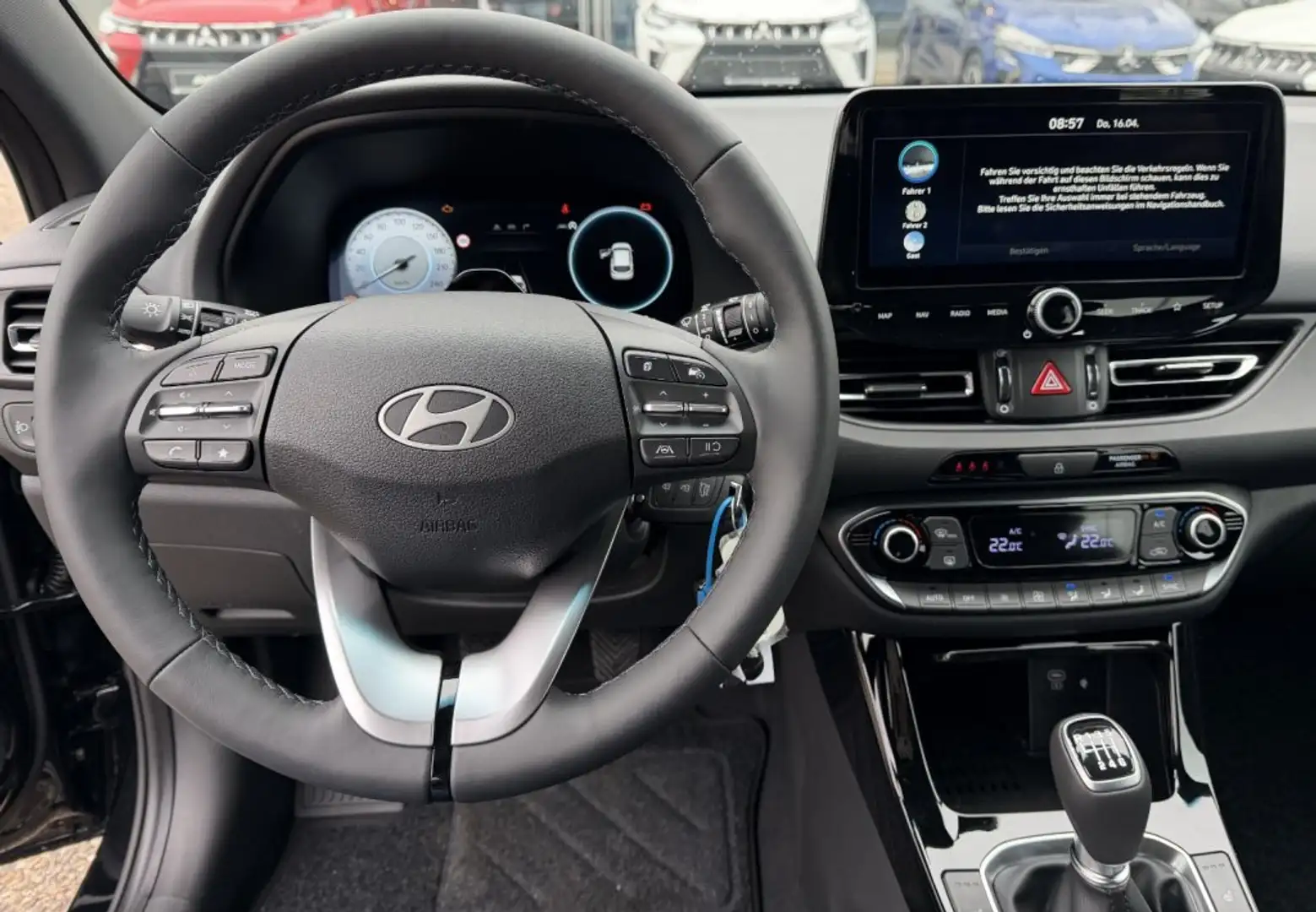 Hyundai i30 Kombi - PD GO Plus 1.0 T-GDI c6ku1 Schwarz - 2