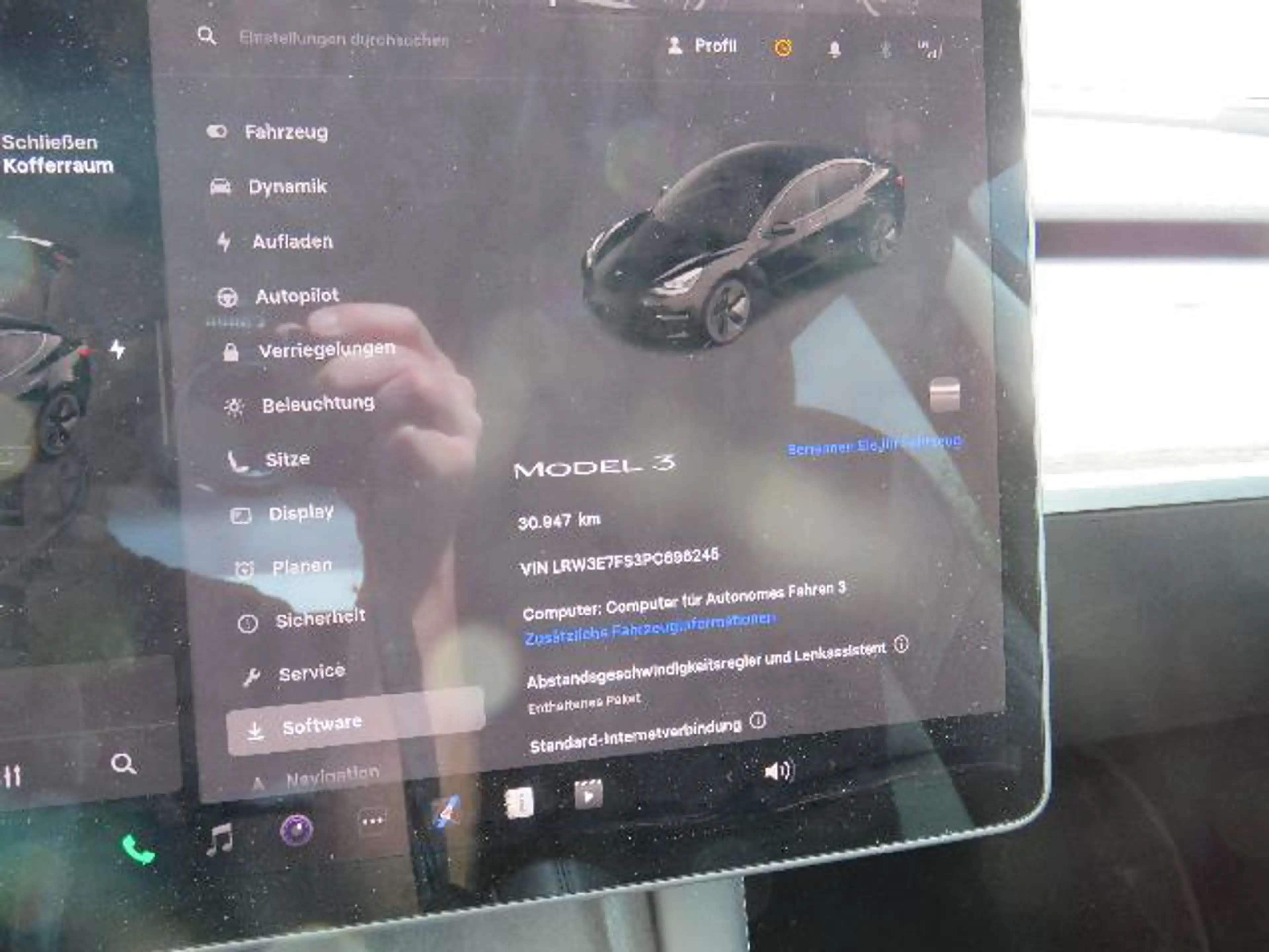 Tesla Model 3 MODEL 3 NAVI KLIMAAUT LED RADIO TEMPO MFL PANO SHZ KAMERA Leder 360° — photo 11