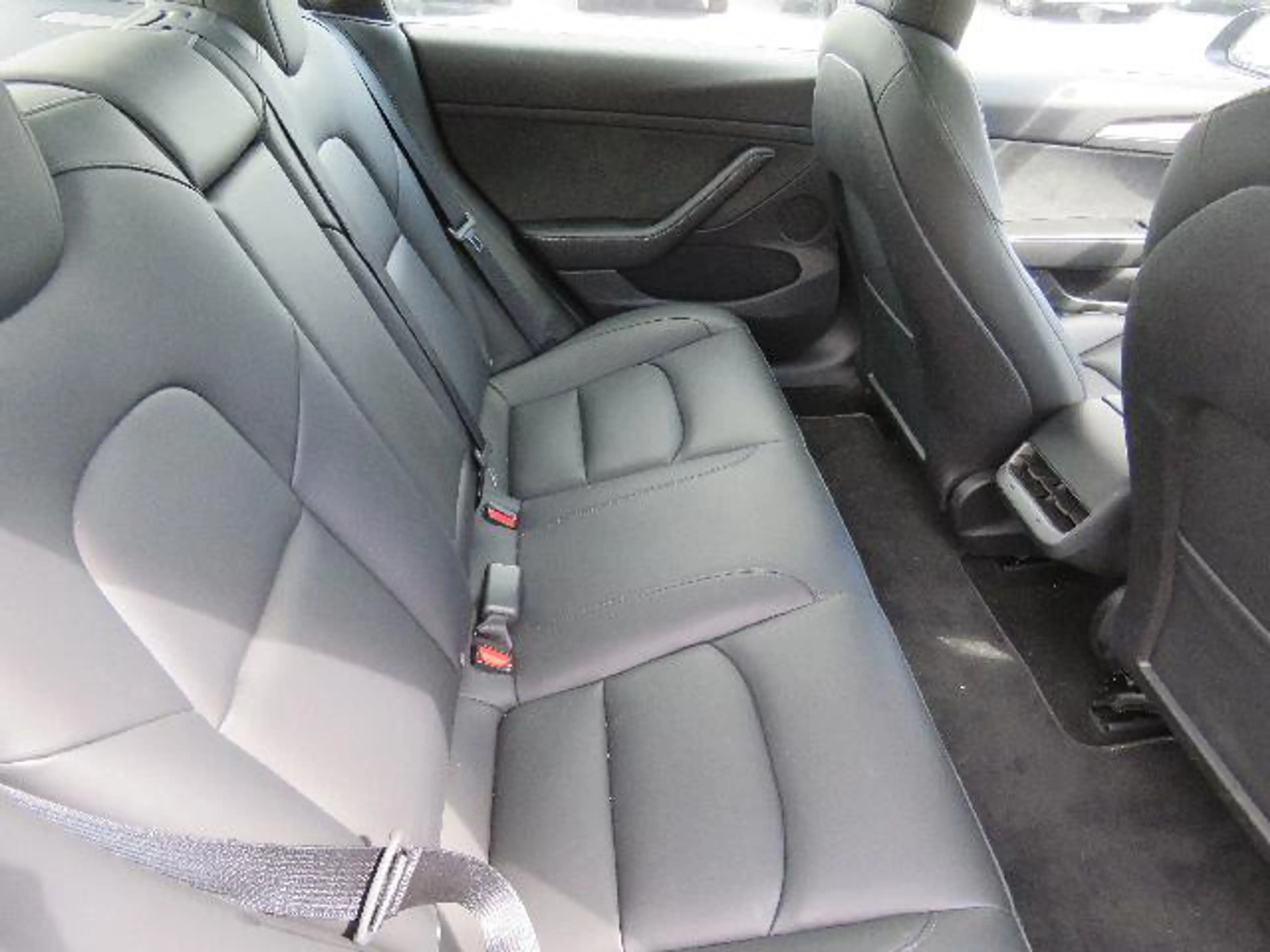 Tesla Model 3 MODEL 3 NAVI KLIMAAUT LED RADIO TEMPO MFL PANO SHZ KAMERA Leder 360° — photo 8