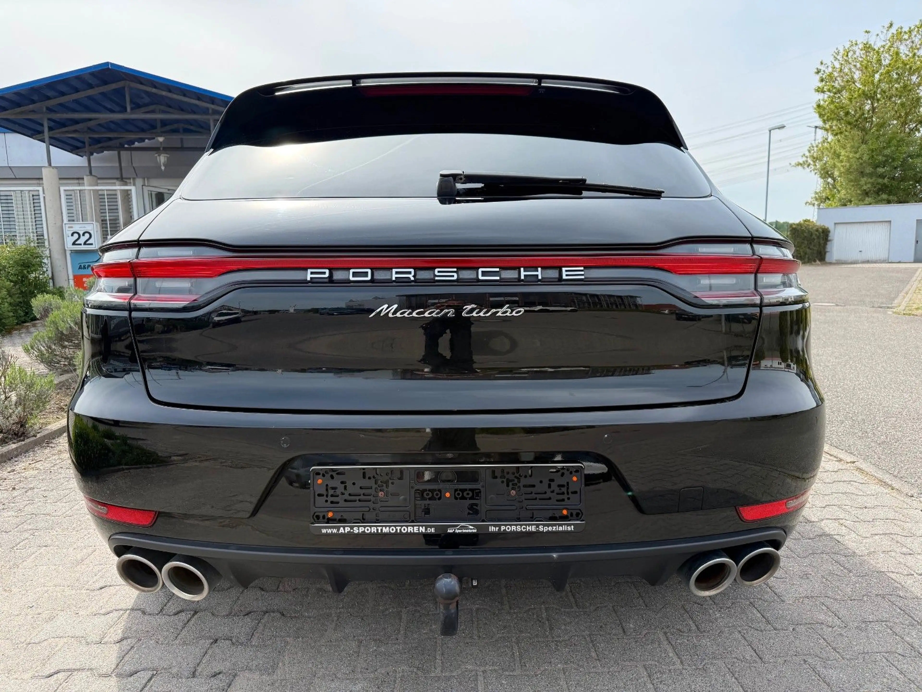 Porsche Macan Turbo Luftfahrwerk Pano Sport-Chrono, 21 " — photo 4