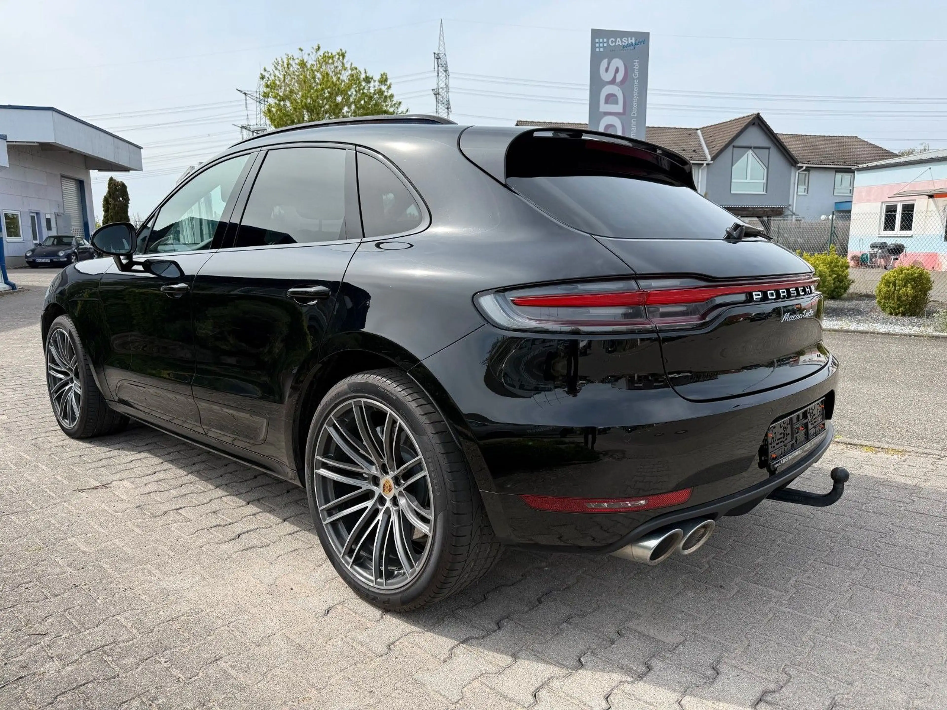 Porsche Macan Turbo Luftfahrwerk Pano Sport-Chrono, 21 " — photo 5