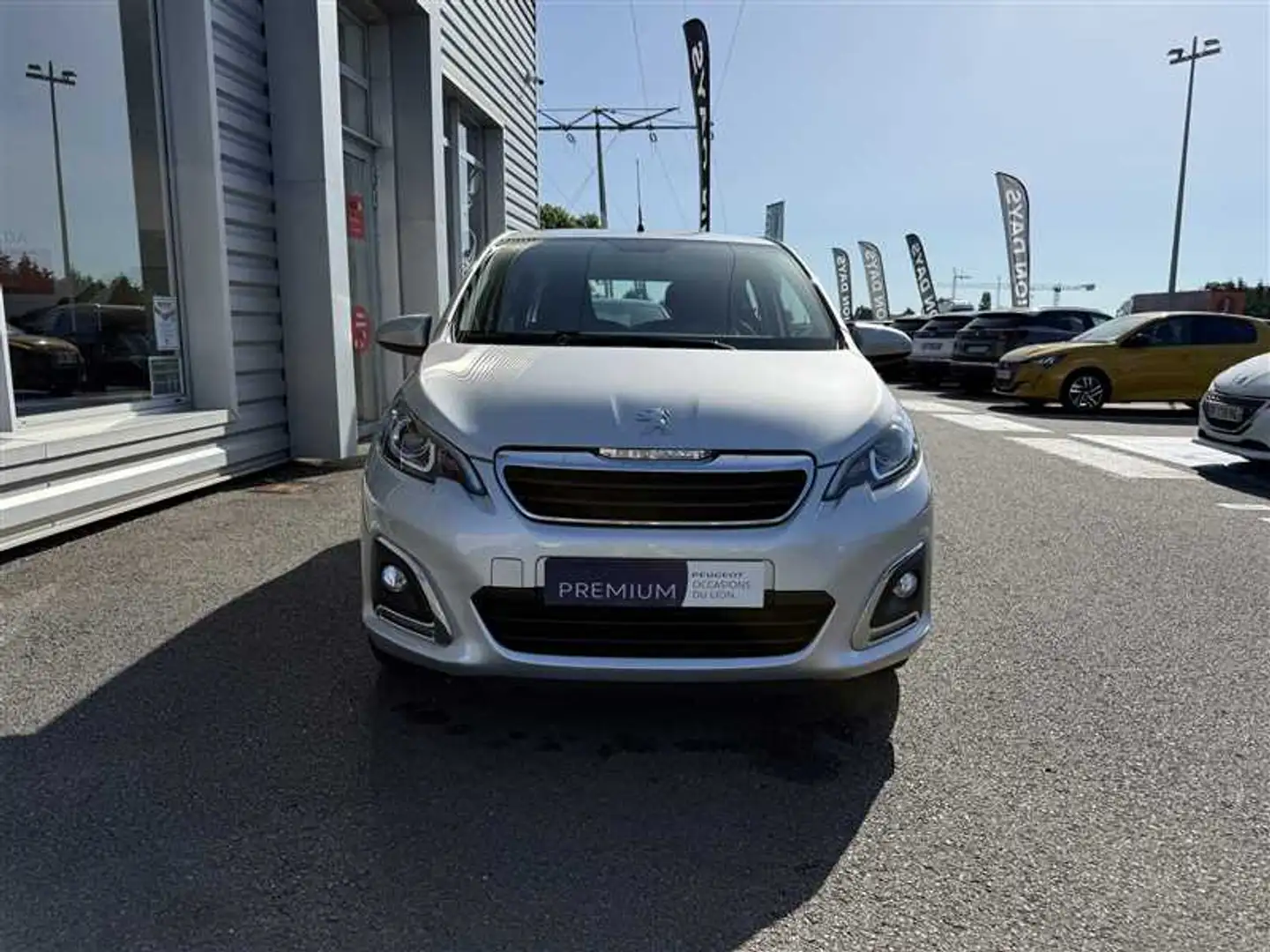 Peugeot 108 VTI 72 ALLURE Gris - 2