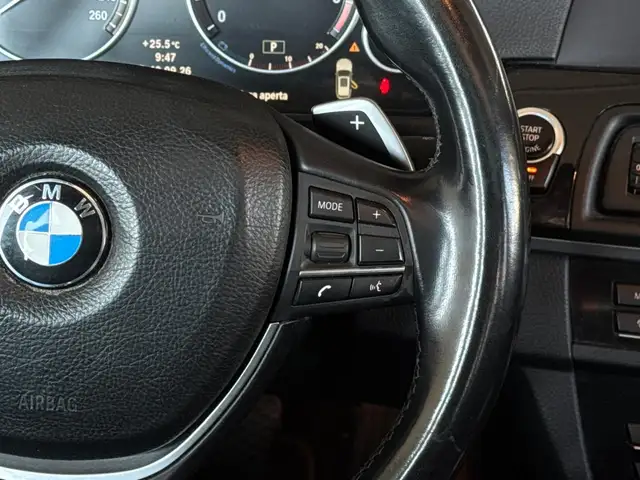 BMW 5 Series view 11