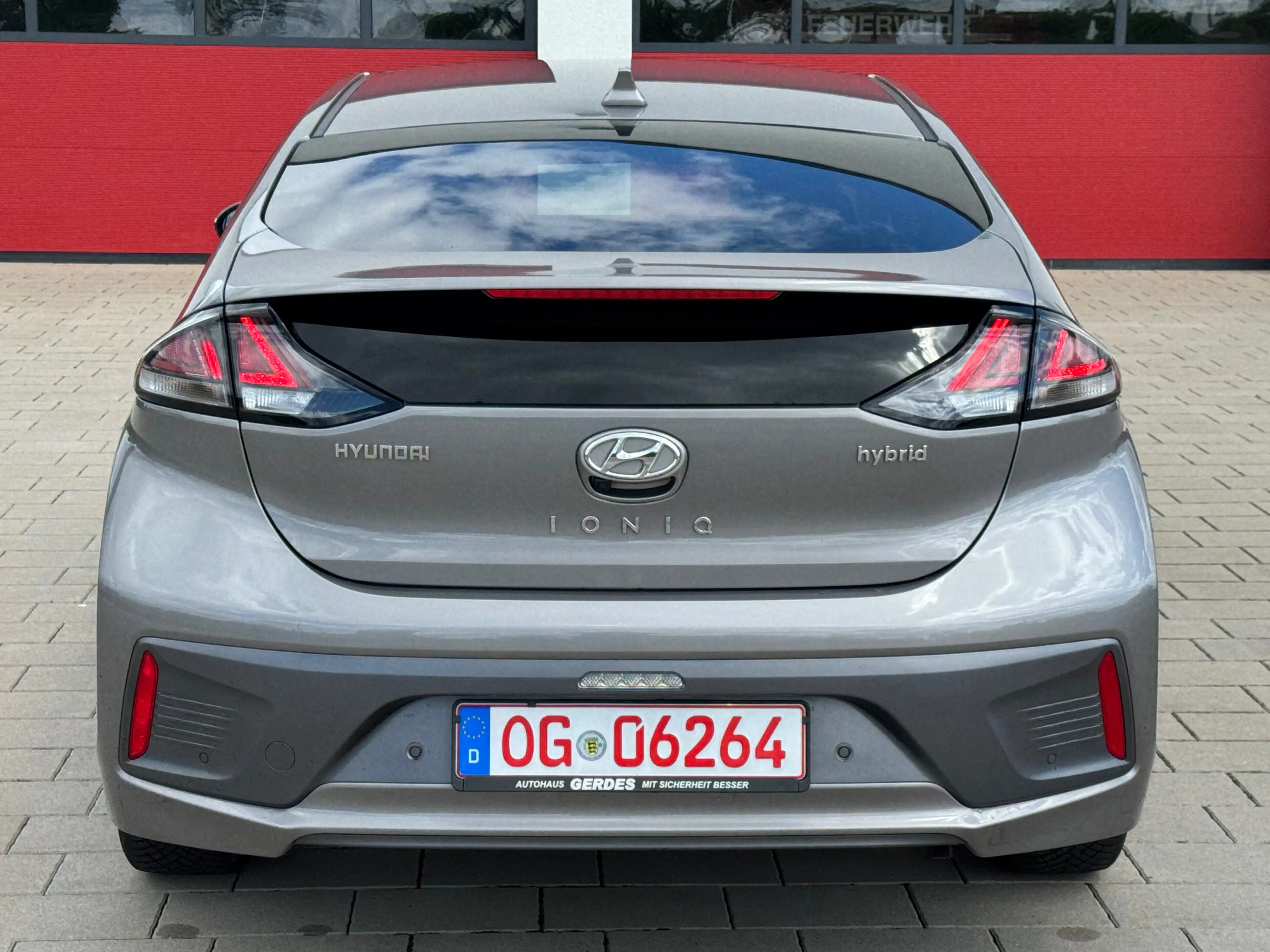 Hyundai IONIQ Style Hybrid Neuwertig — photo 7