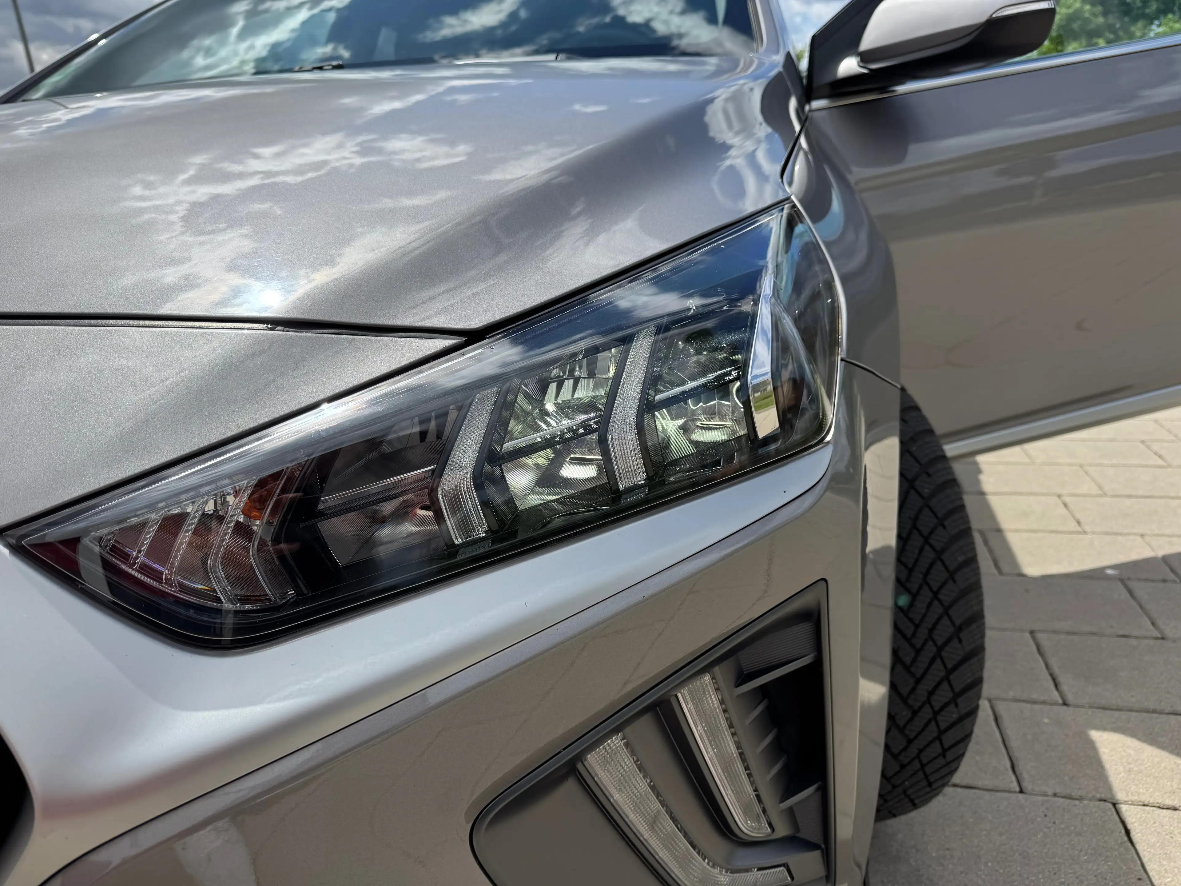 Hyundai IONIQ Style Hybrid Neuwertig — photo 8
