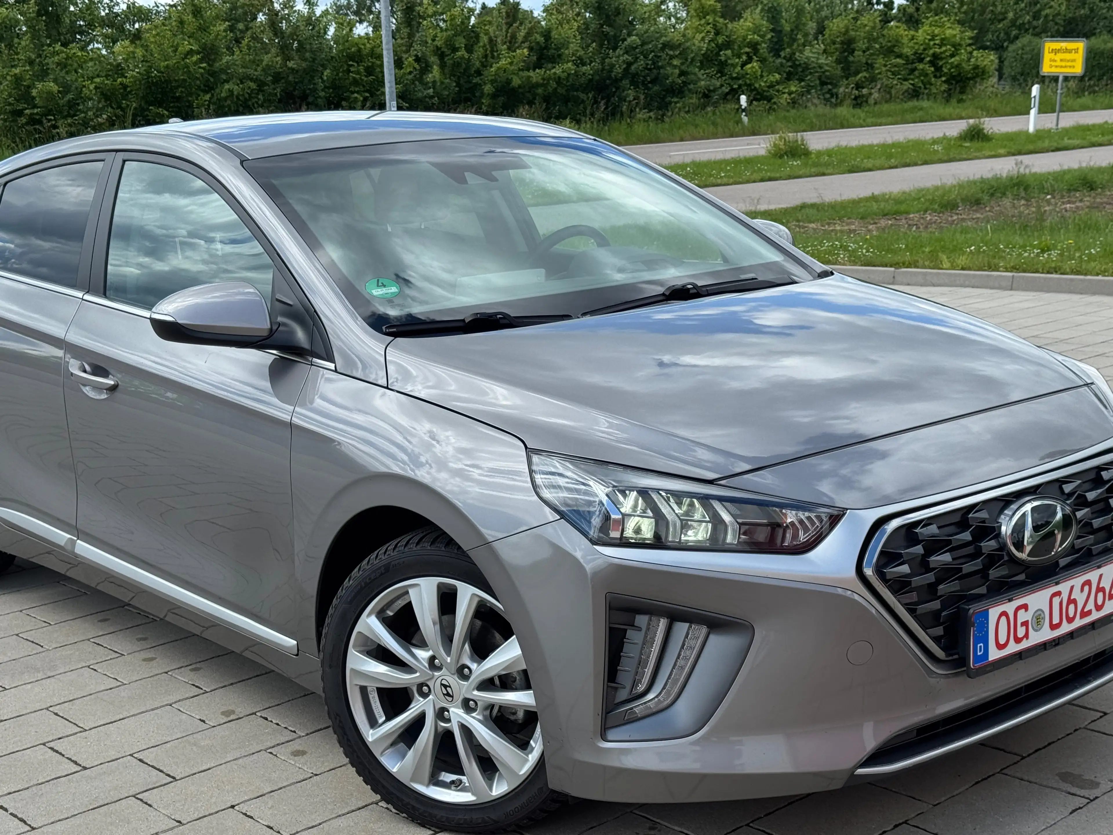 Hyundai IONIQ Style Hybrid Neuwertig