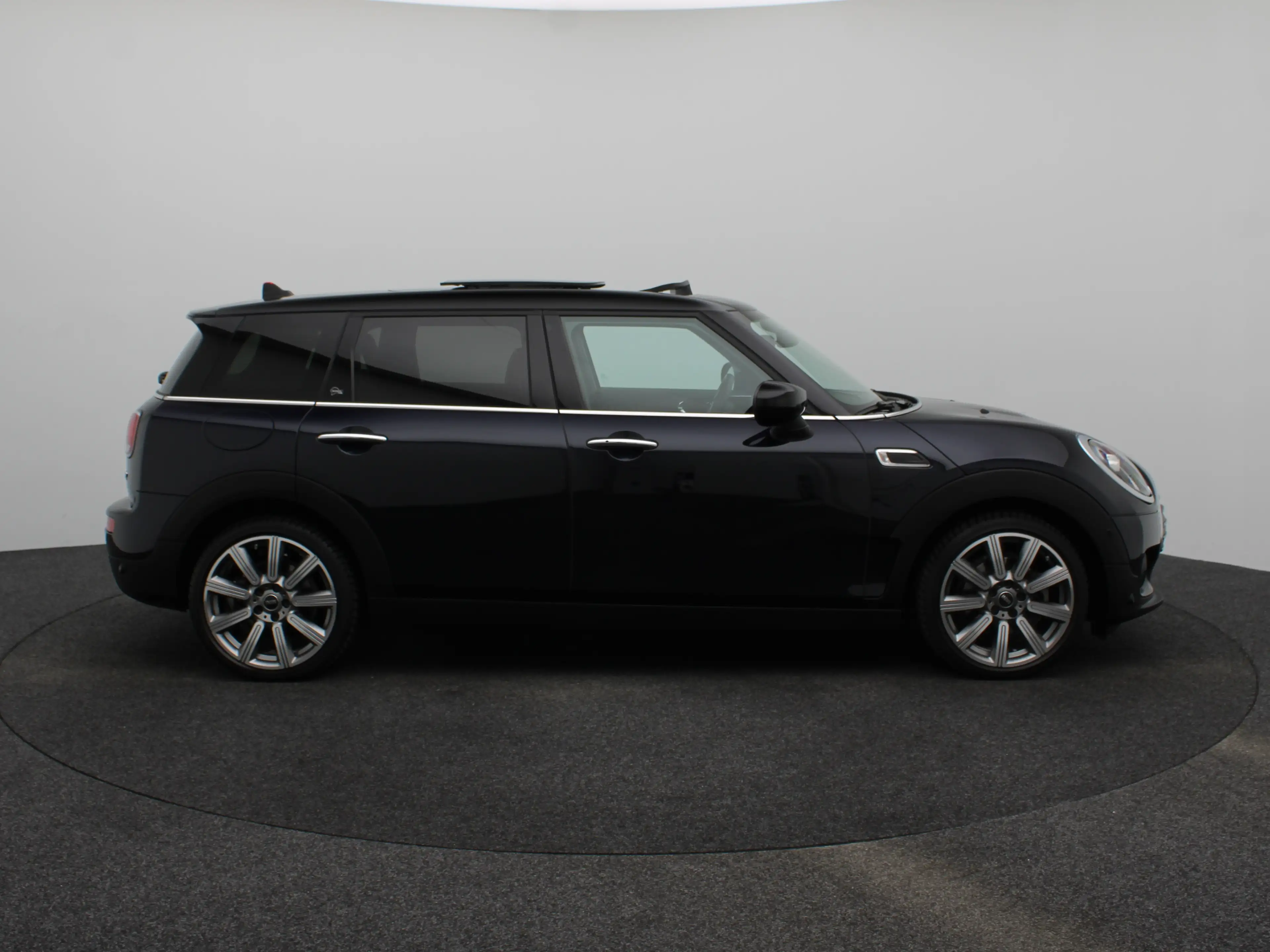 MINI Cooper Clubman Mini 1.5 Richmond Park Edition | Achteruitrijcame — photo 14