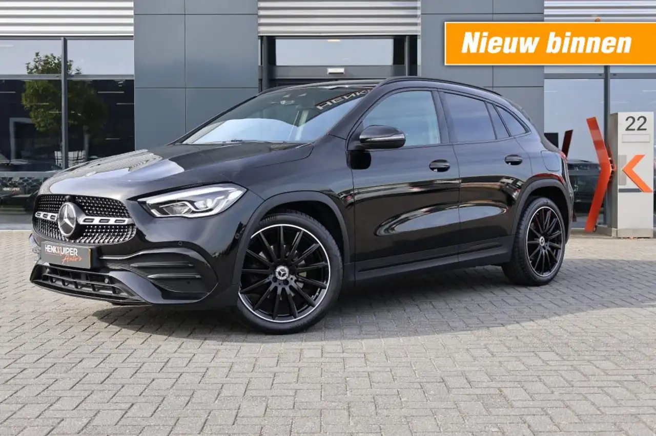 Mercedes-Benz GLA 200