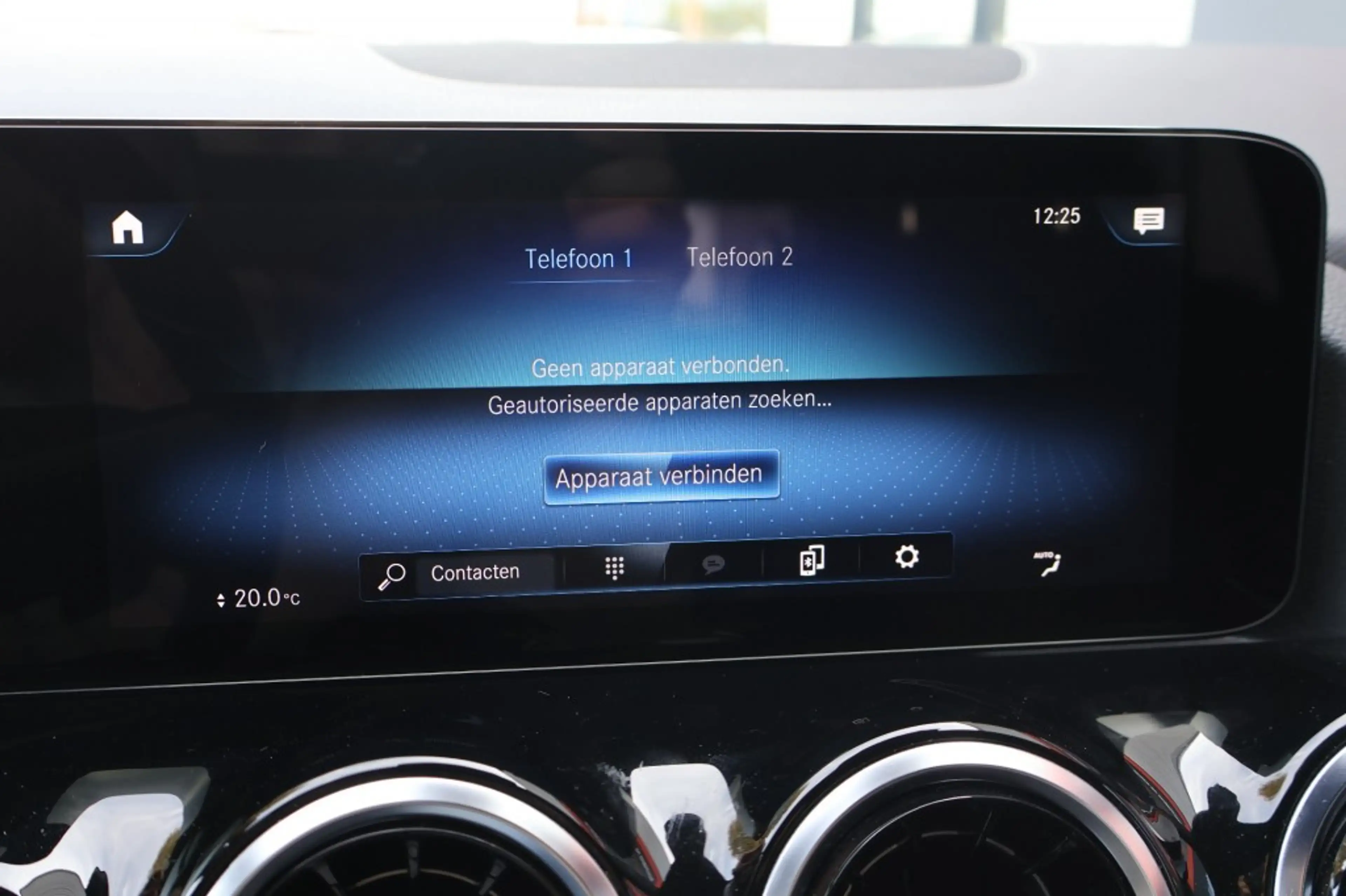 Mercedes-Benz GLA 200 GLA 200 AMG DCT / Navi /Camera / 20 Inch LM /App-c — photo 36