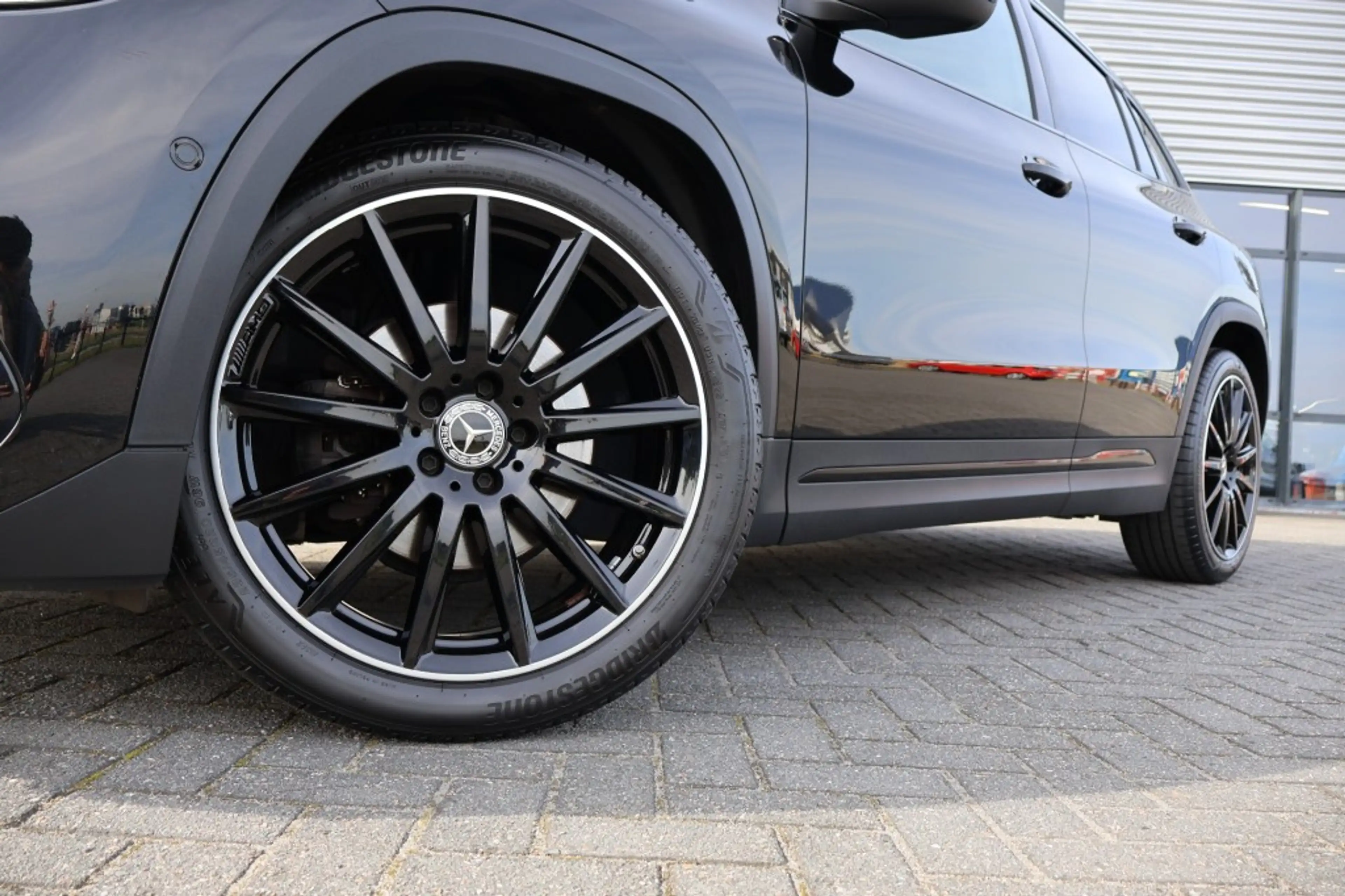Mercedes-Benz GLA 200 GLA 200 AMG DCT / Navi /Camera / 20 Inch LM /App-c — photo 6