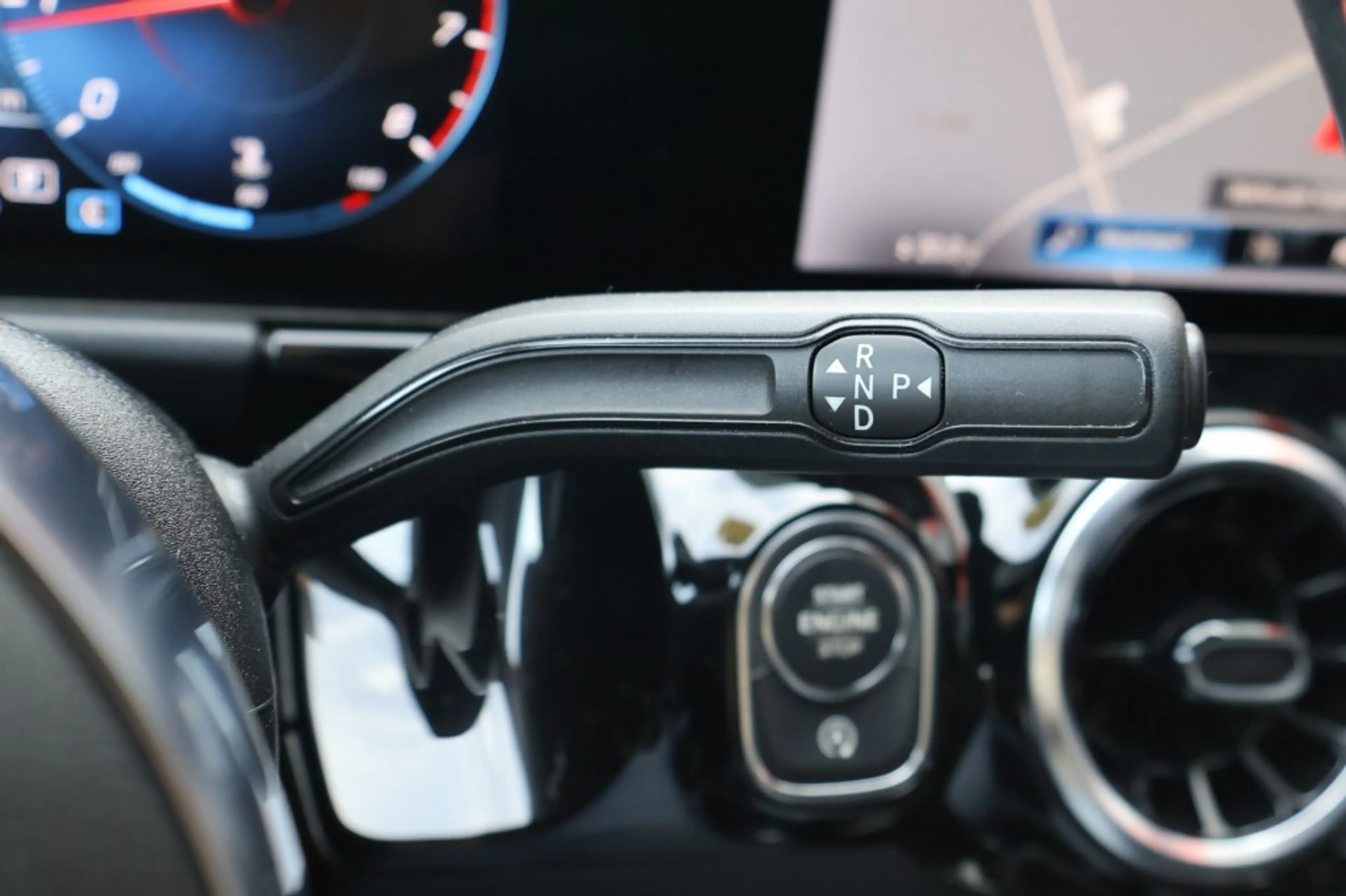 Mercedes-Benz GLA 200 GLA 200 AMG DCT / Navi /Camera / 20 Inch LM /App-c — photo 45