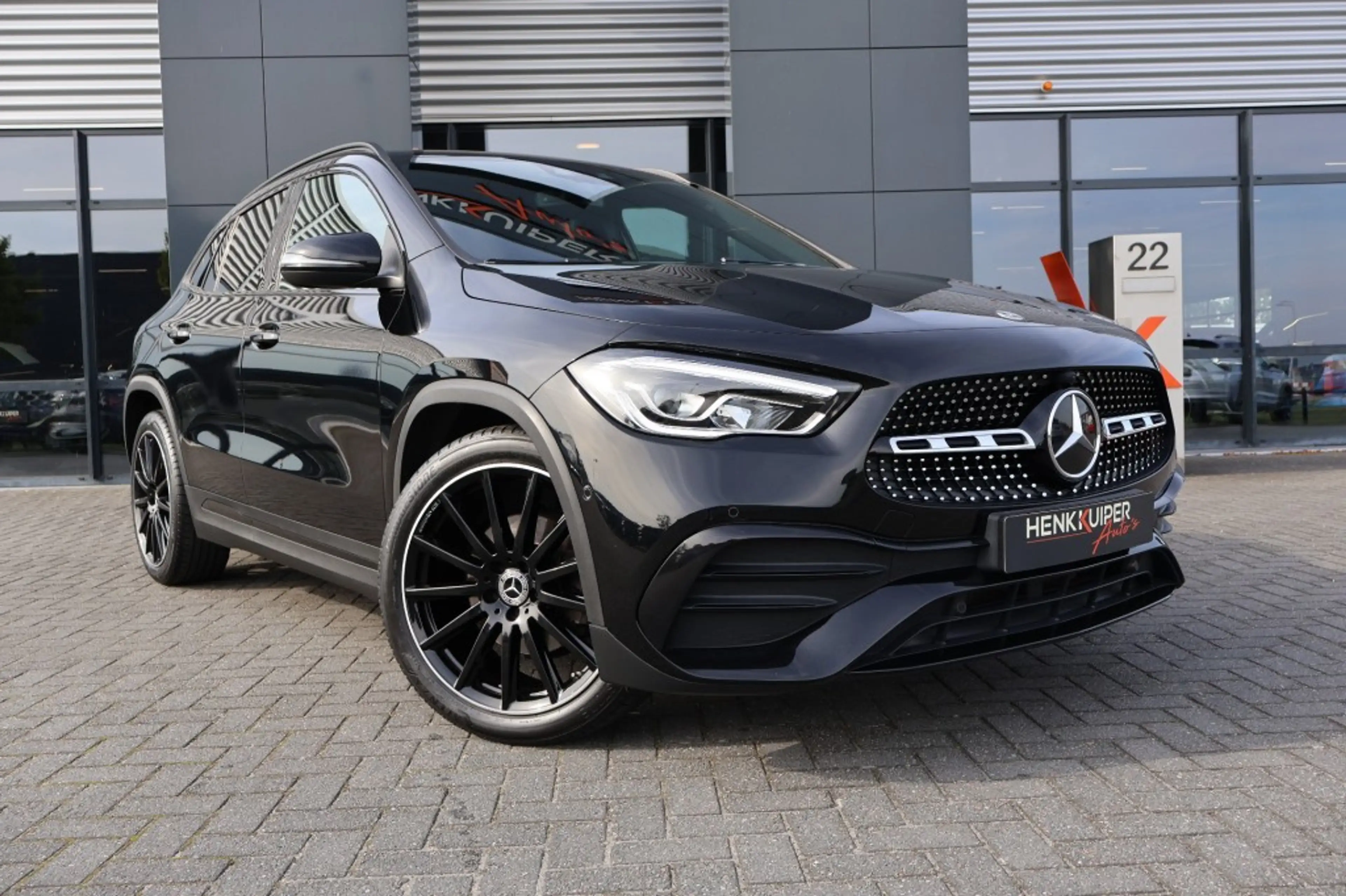 Mercedes-Benz GLA 200 GLA 200 AMG DCT / Navi /Camera / 20 Inch LM /App-c — photo 10