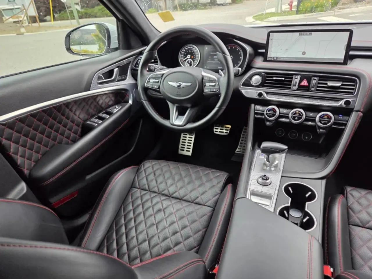 Genesis G70 снимка Genesis G70