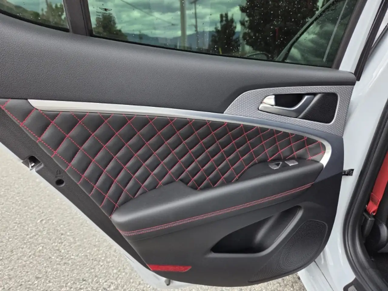 Genesis G70 снимка Genesis G70