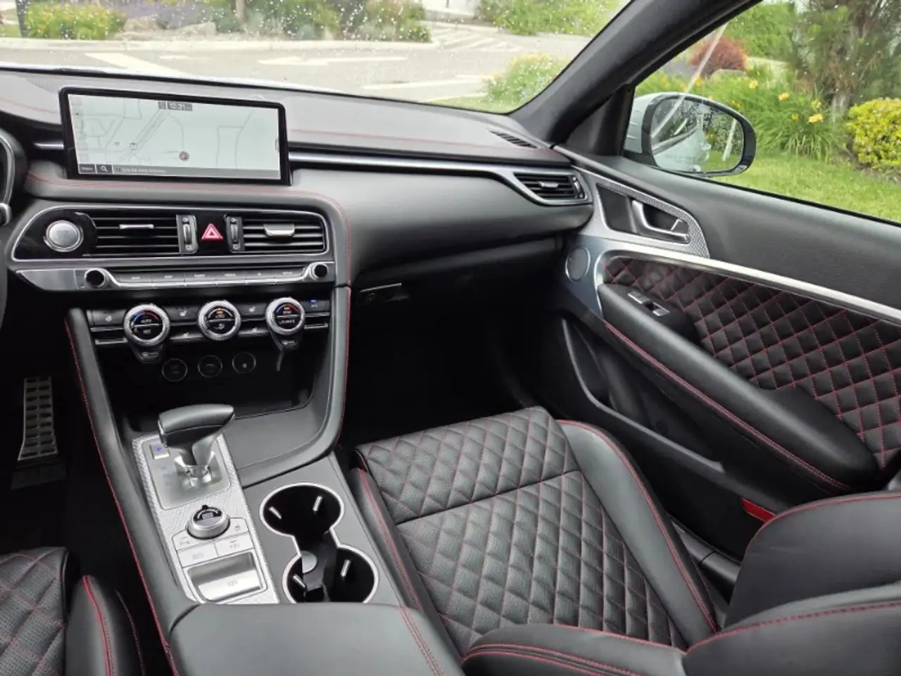 Genesis G70 снимка Genesis G70