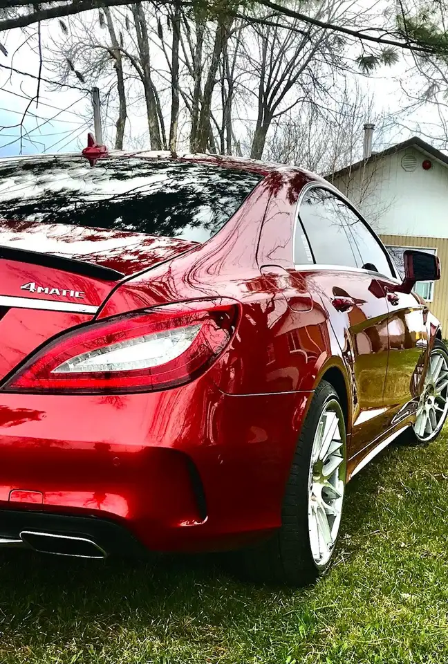Mercedes-Benz CLS снимка Mercedes-Benz CLS