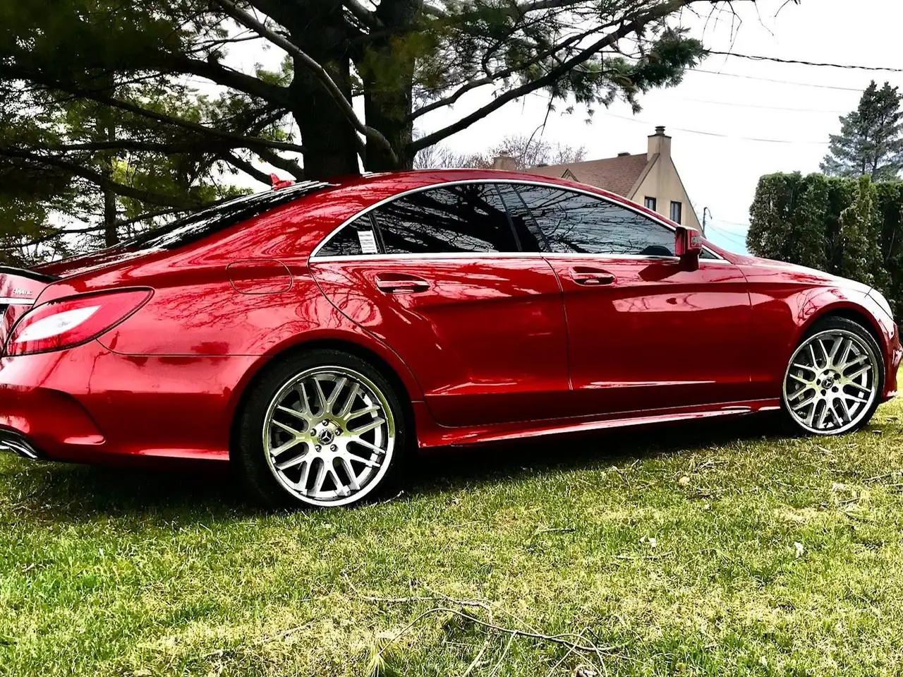 Mercedes-Benz CLS снимка Mercedes-Benz CLS