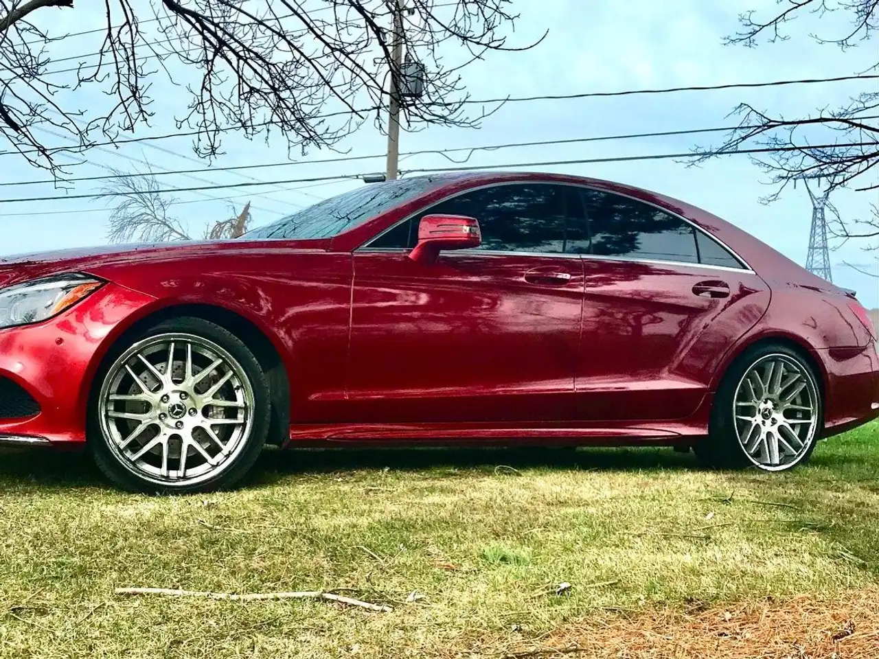 Mercedes-Benz CLS снимка Mercedes-Benz CLS