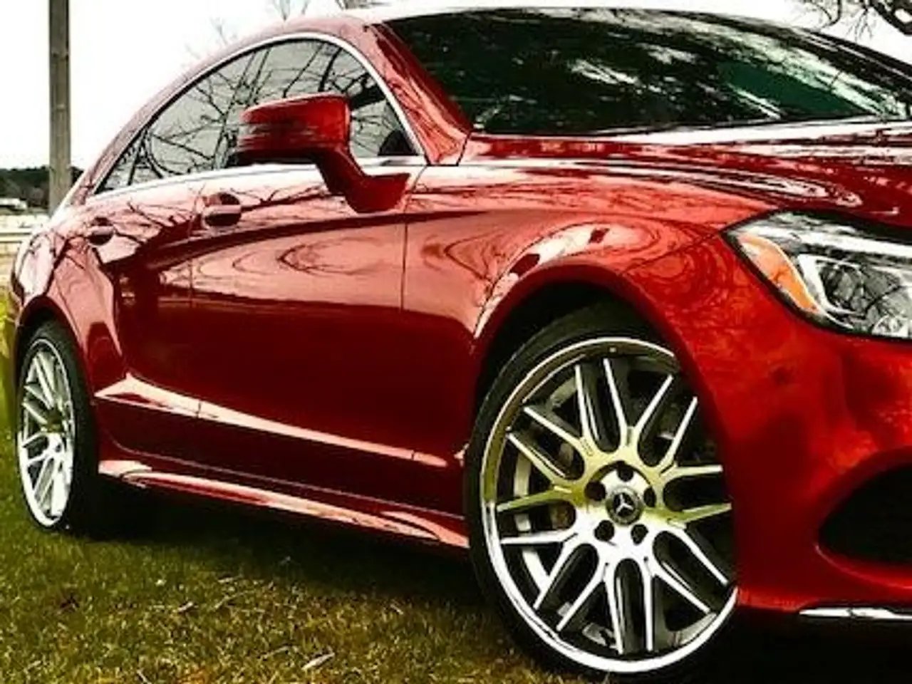 Mercedes-Benz CLS снимка Mercedes-Benz CLS