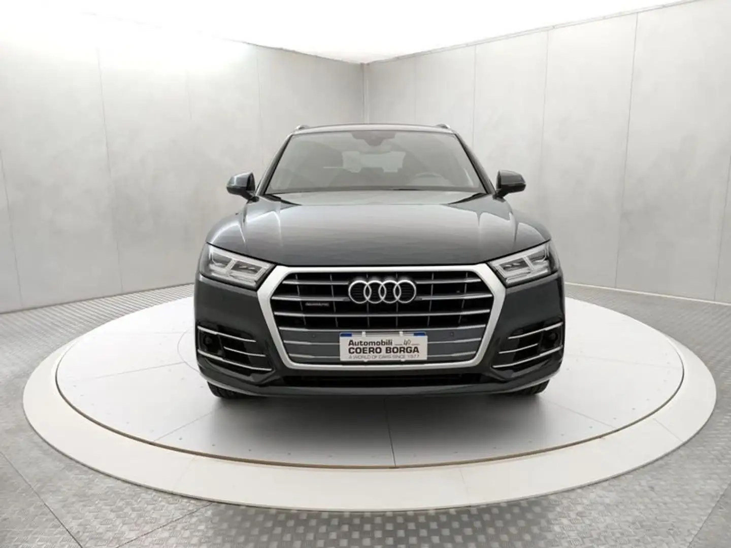 Audi Q5 2.0 TDI quattro S tronic S line Plus Gris - 2