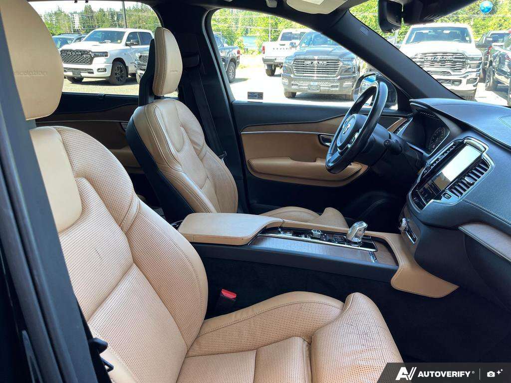 2017 Volvo XC90 Inscription AWD | 7-Passenger | Accident Free! thumb 22