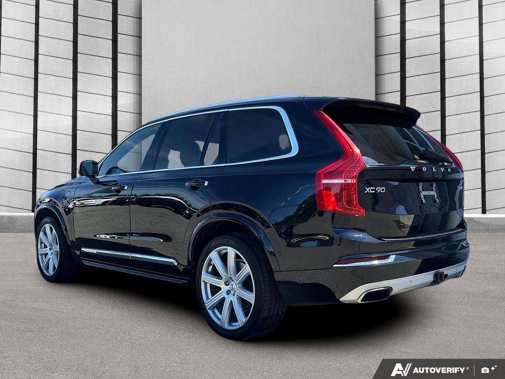 2017 Volvo XC90 Inscription AWD | 7-Passenger | Accident Free! alt 4