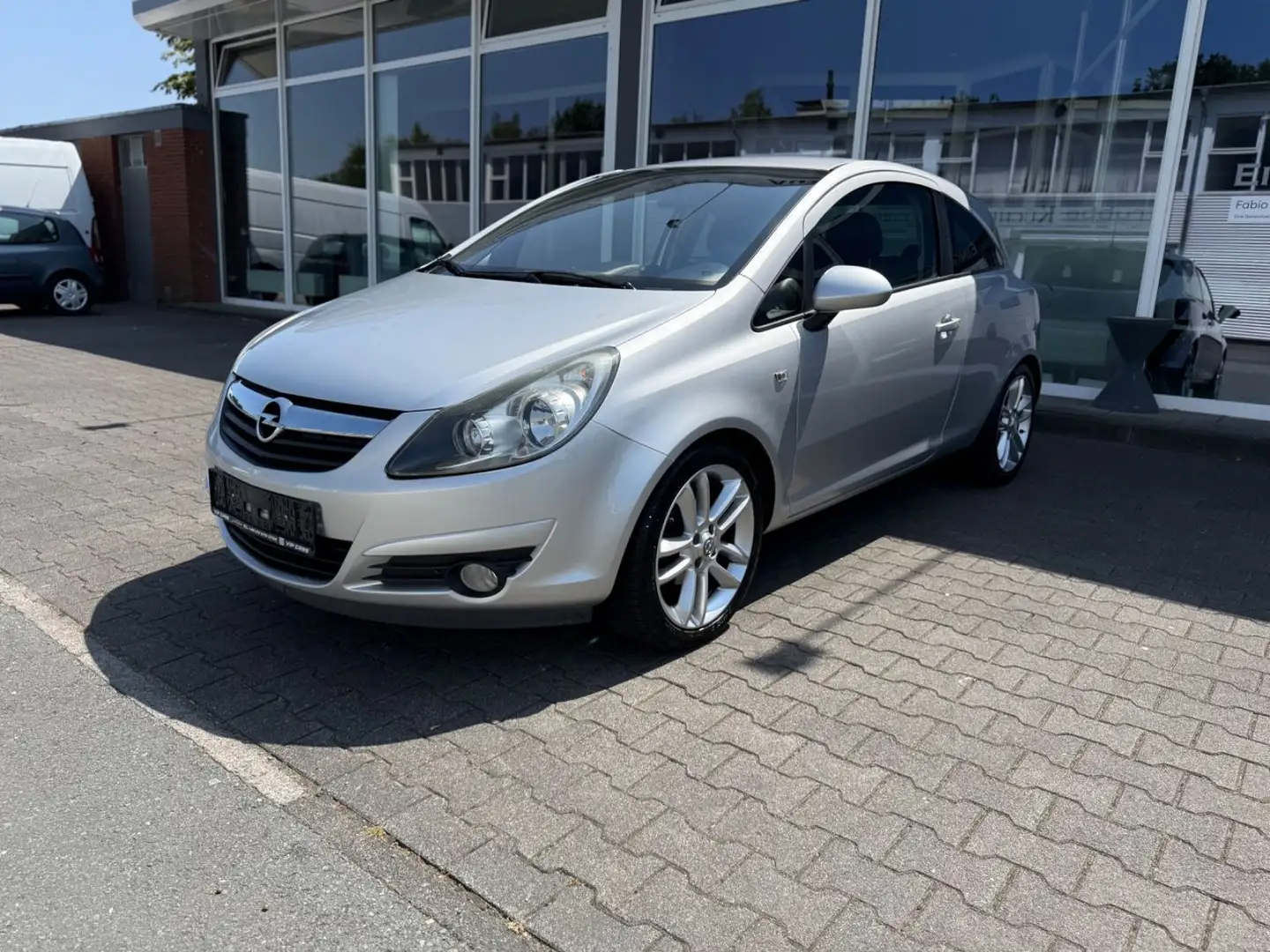 Opel Corsa D Sport *Fahrradträger *Reifen & TÜV neu Silber - 1