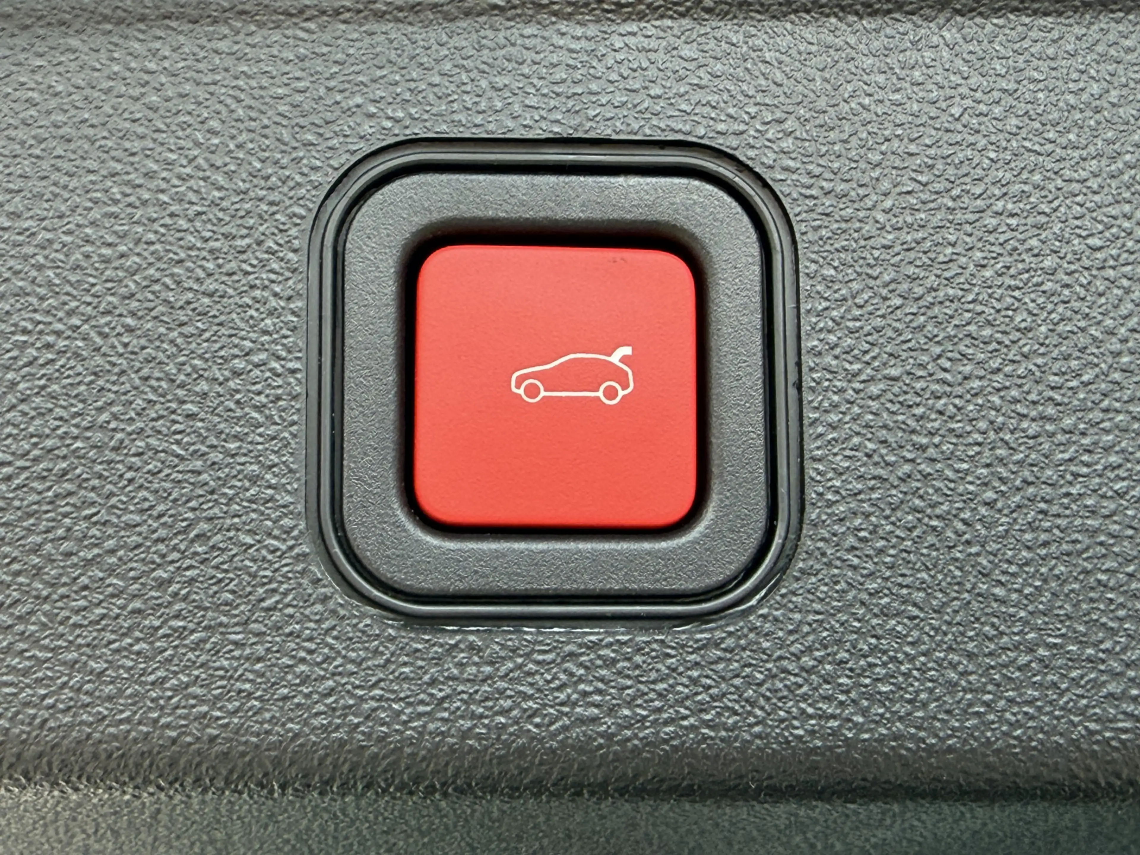 Jeep Avenger 1.2 e-Hybrid Altitude (Elektrische Klep - JBL - Ke — photo 11