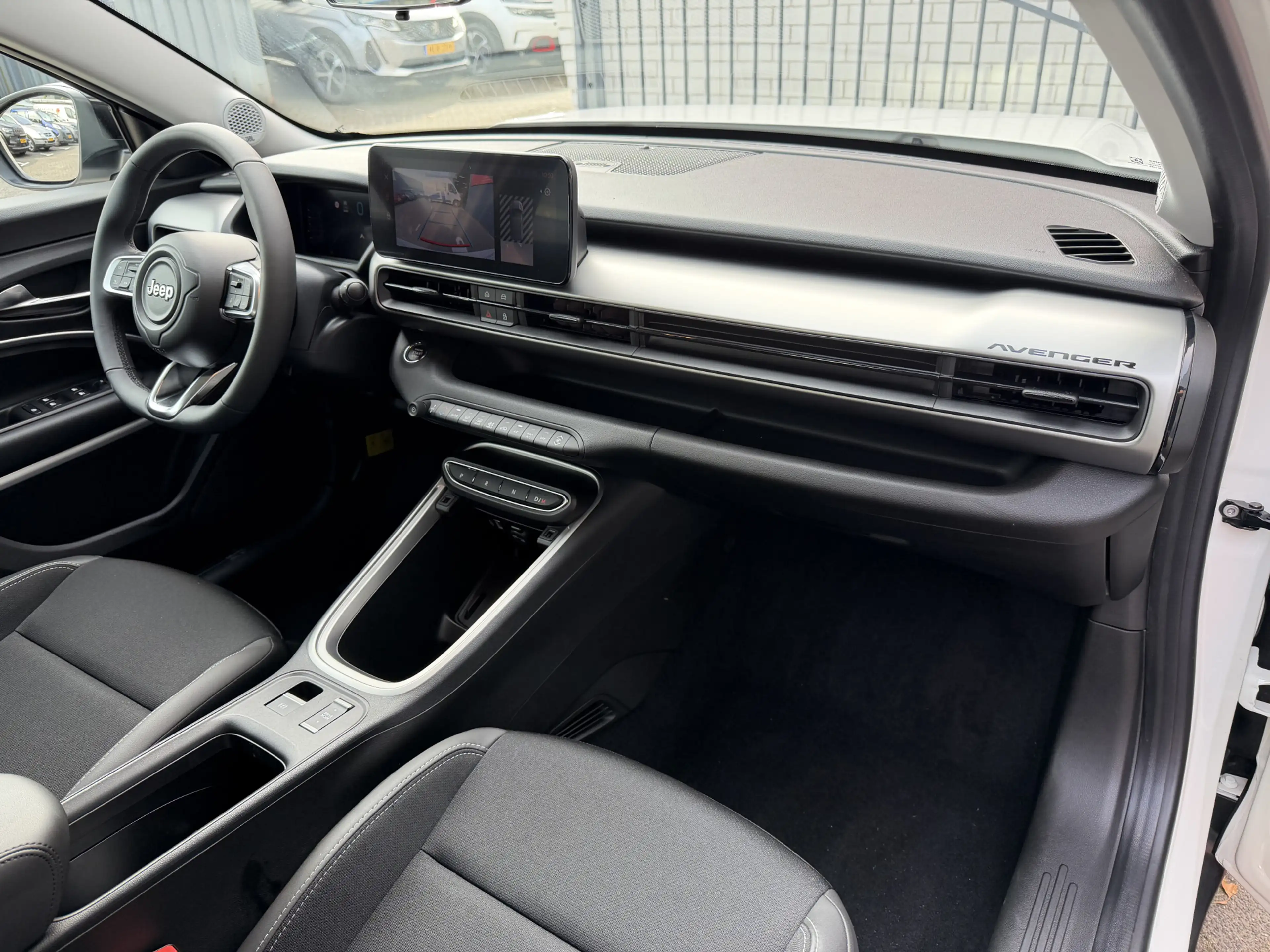 Jeep Avenger 1.2 e-Hybrid Altitude (Elektrische Klep - JBL - Ke — photo 42