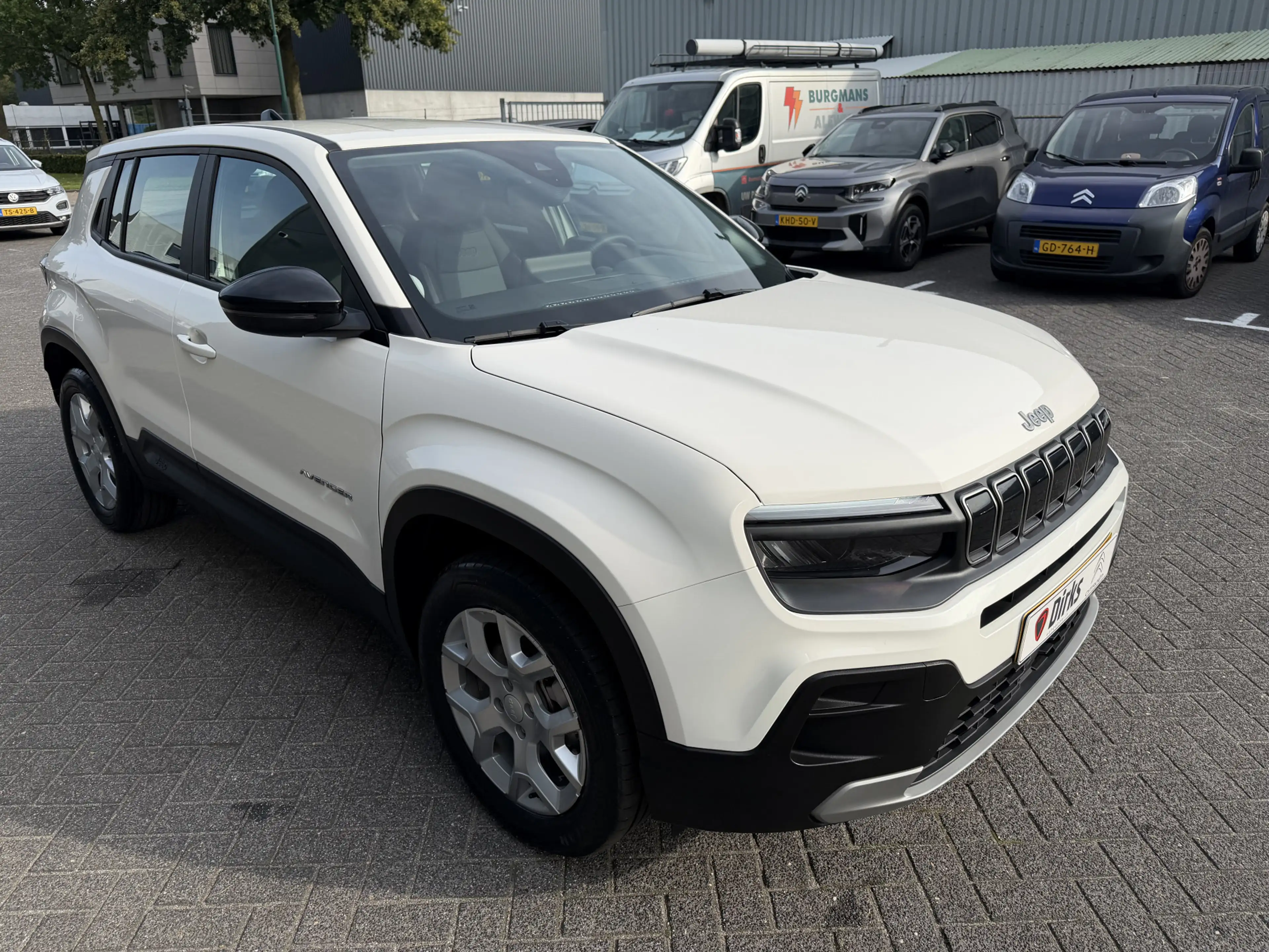 Jeep Avenger 1.2 e-Hybrid Altitude (Elektrische Klep - JBL - Ke — photo 7