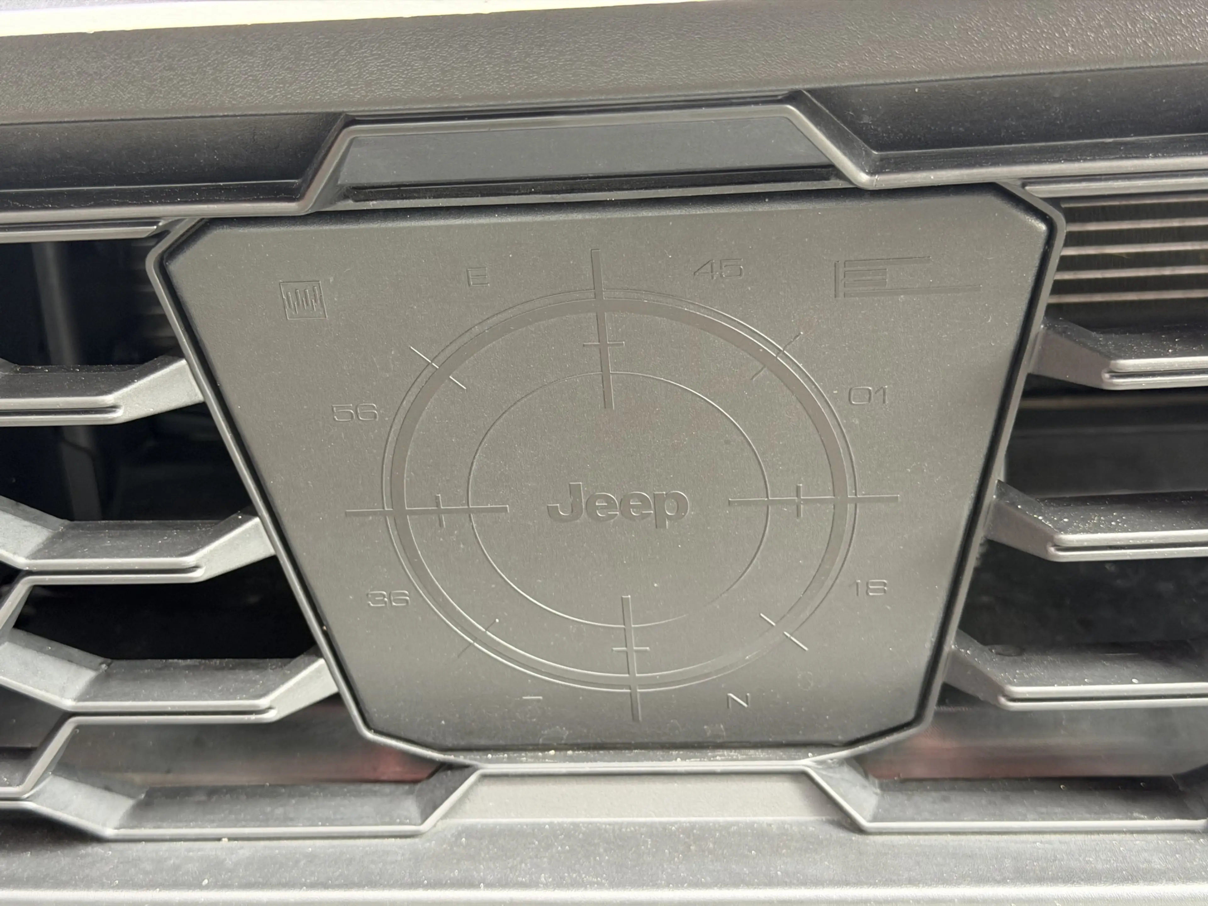 Jeep Avenger 1.2 e-Hybrid Altitude (Elektrische Klep - JBL - Ke — photo 37