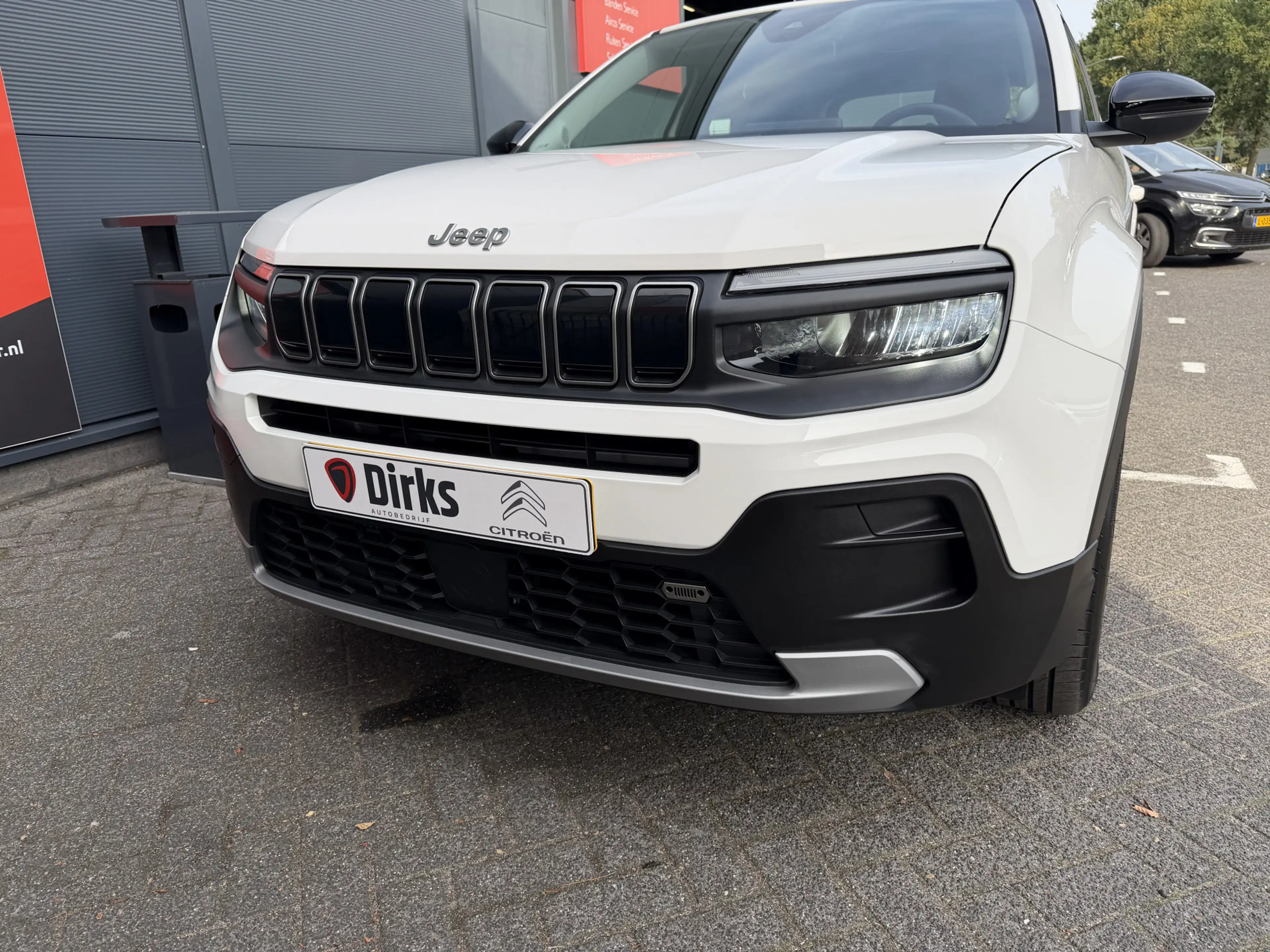 Jeep Avenger 1.2 e-Hybrid Altitude (Elektrische Klep - JBL - Ke — photo 36
