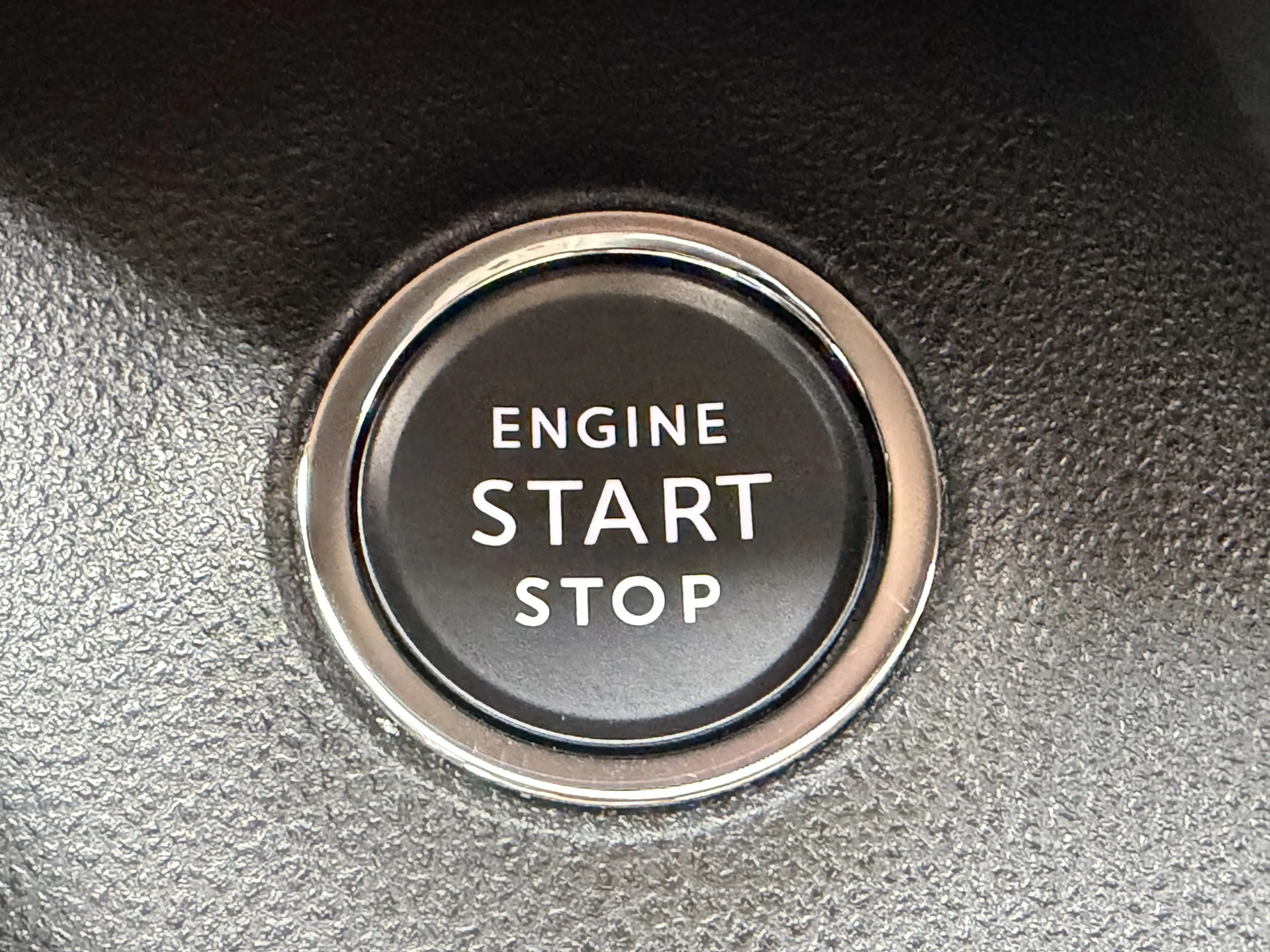 Jeep Avenger 1.2 e-Hybrid Altitude (Elektrische Klep - JBL - Ke — photo 33