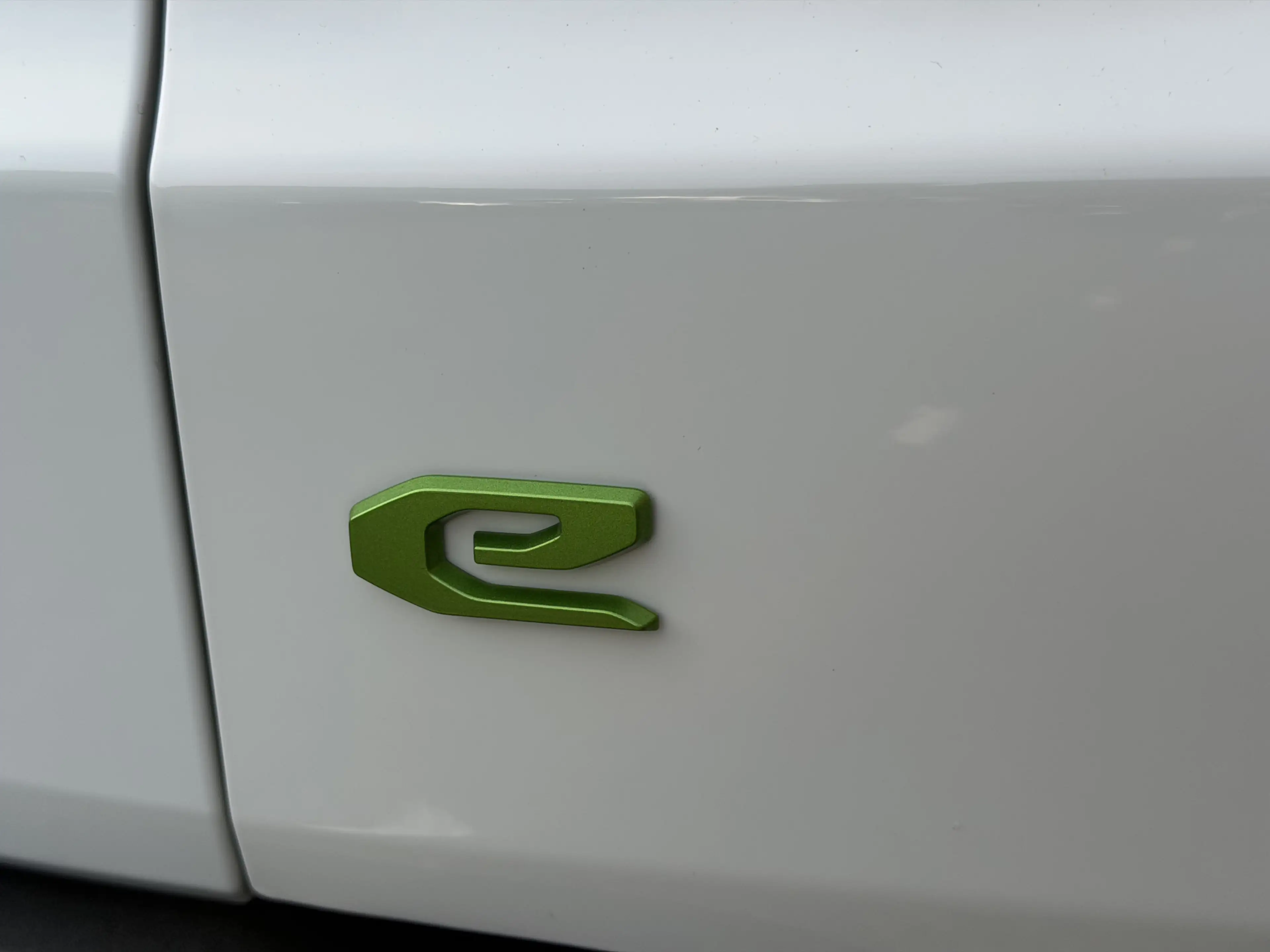 Jeep Avenger 1.2 e-Hybrid Altitude (Elektrische Klep - JBL - Ke — photo 39
