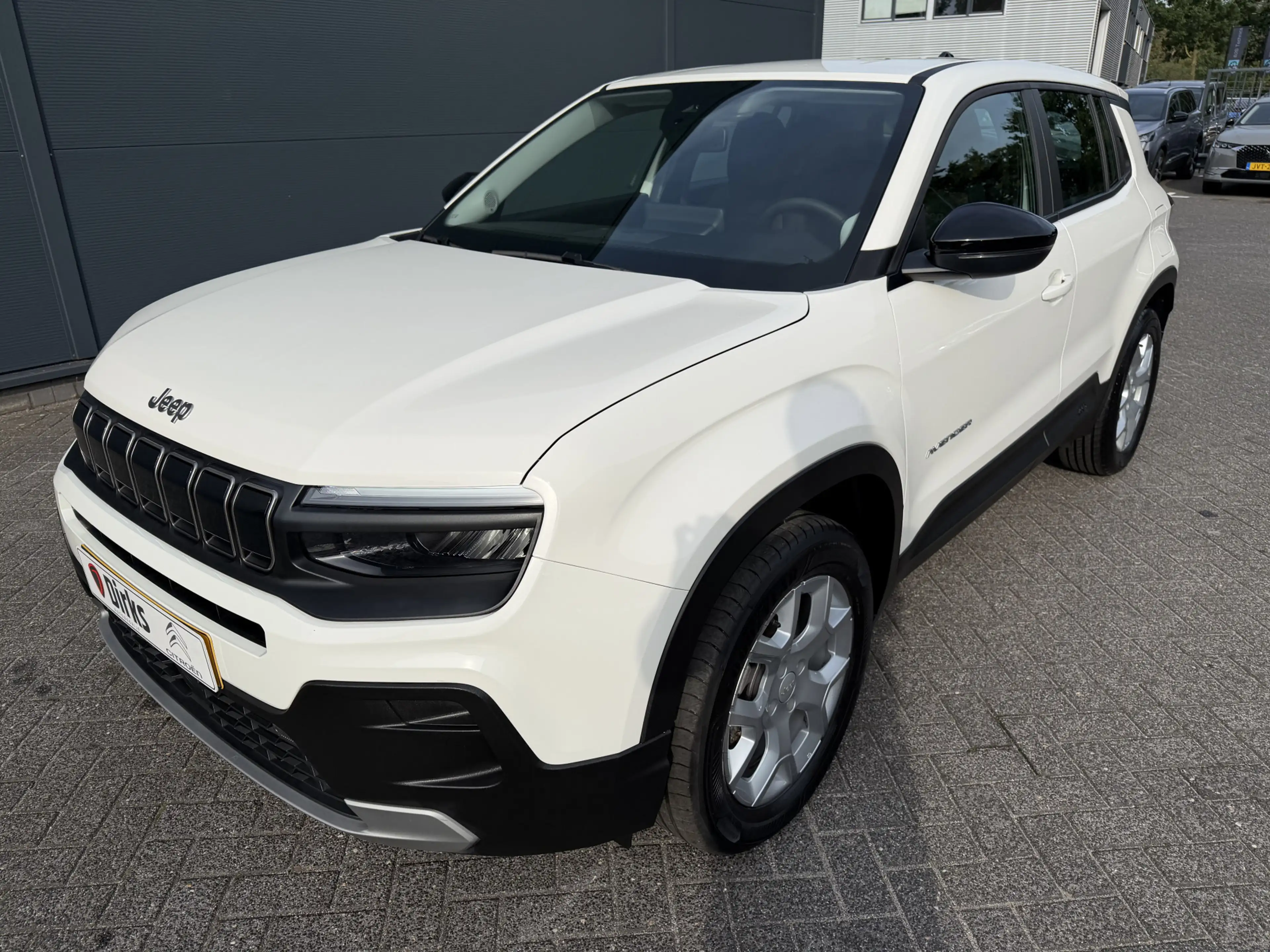 Jeep Avenger 1.2 e-Hybrid Altitude (Elektrische Klep - JBL - Ke — photo 3