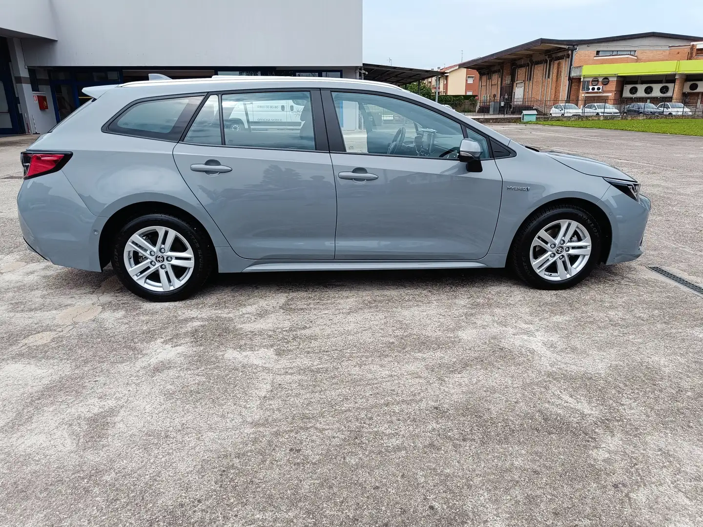 Toyota Corolla Corolla XII 2019 SW 1.8h Business Tech cvt Grigio - 1