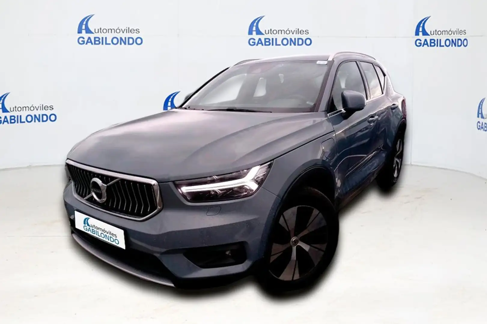 Volvo XC40 T5 Recharge Inscription Aut. Gris - 1