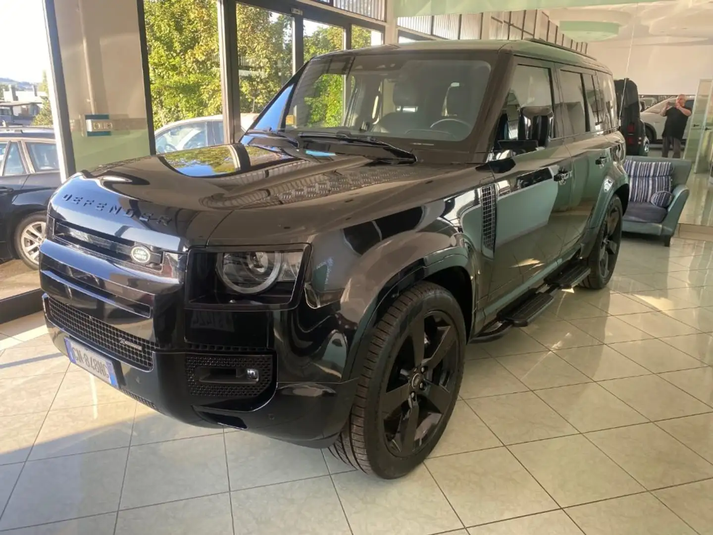 Land Rover Defender 110 3.0D I6 300 CV AWD Auto X-Dynamic HSE MATRIX Nero - 1