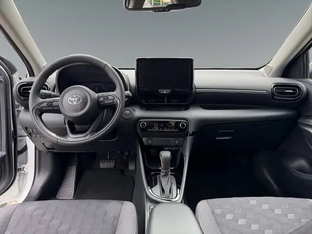 Toyota Yaris view 11