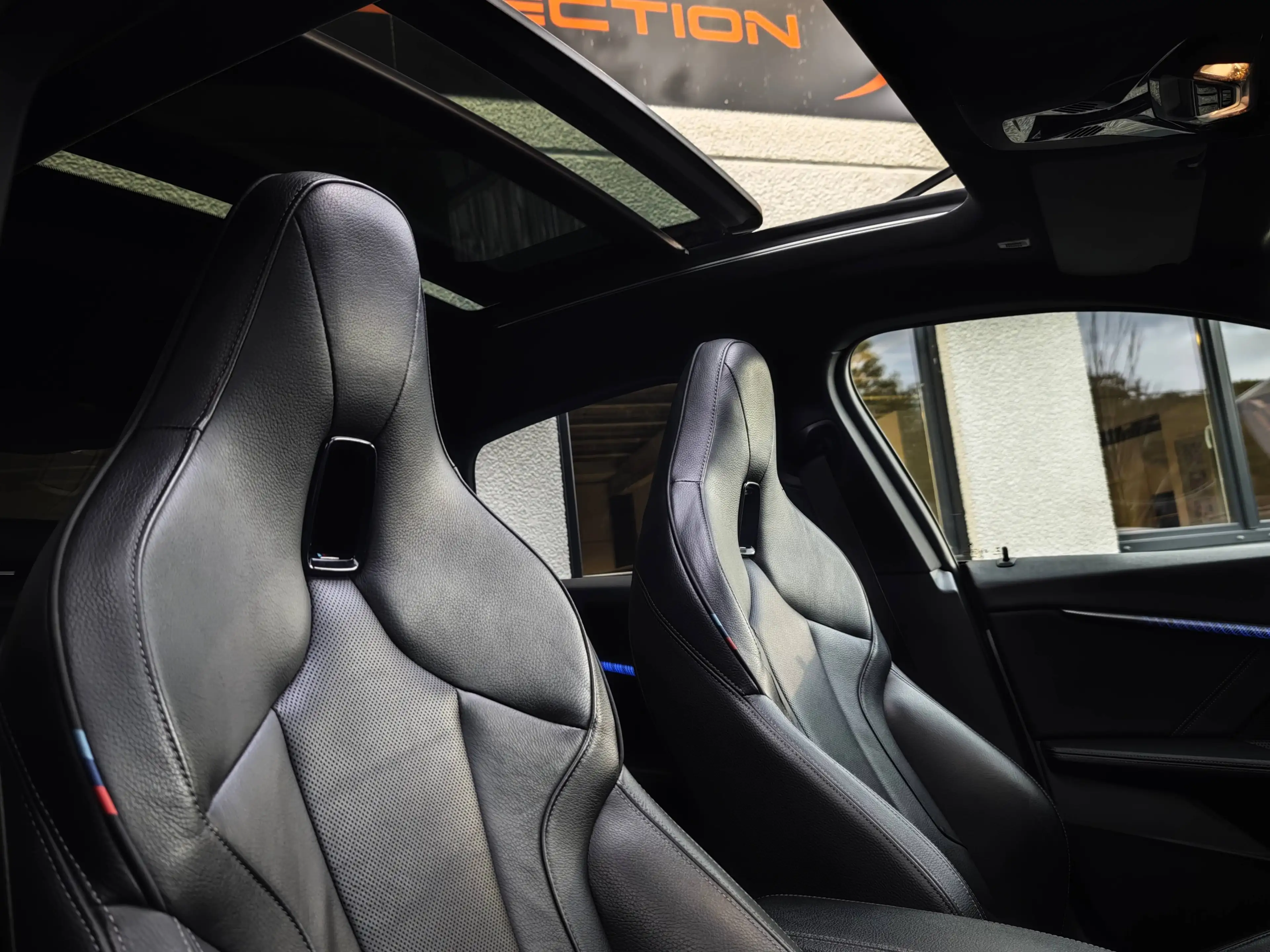 BMW 218 iA Gran Coupe | PACK M 235i | SIEGES BAQUETS M | TOIT OUVRANT | ECL. AMBIANT | HIFI PREMIUM — photo 5