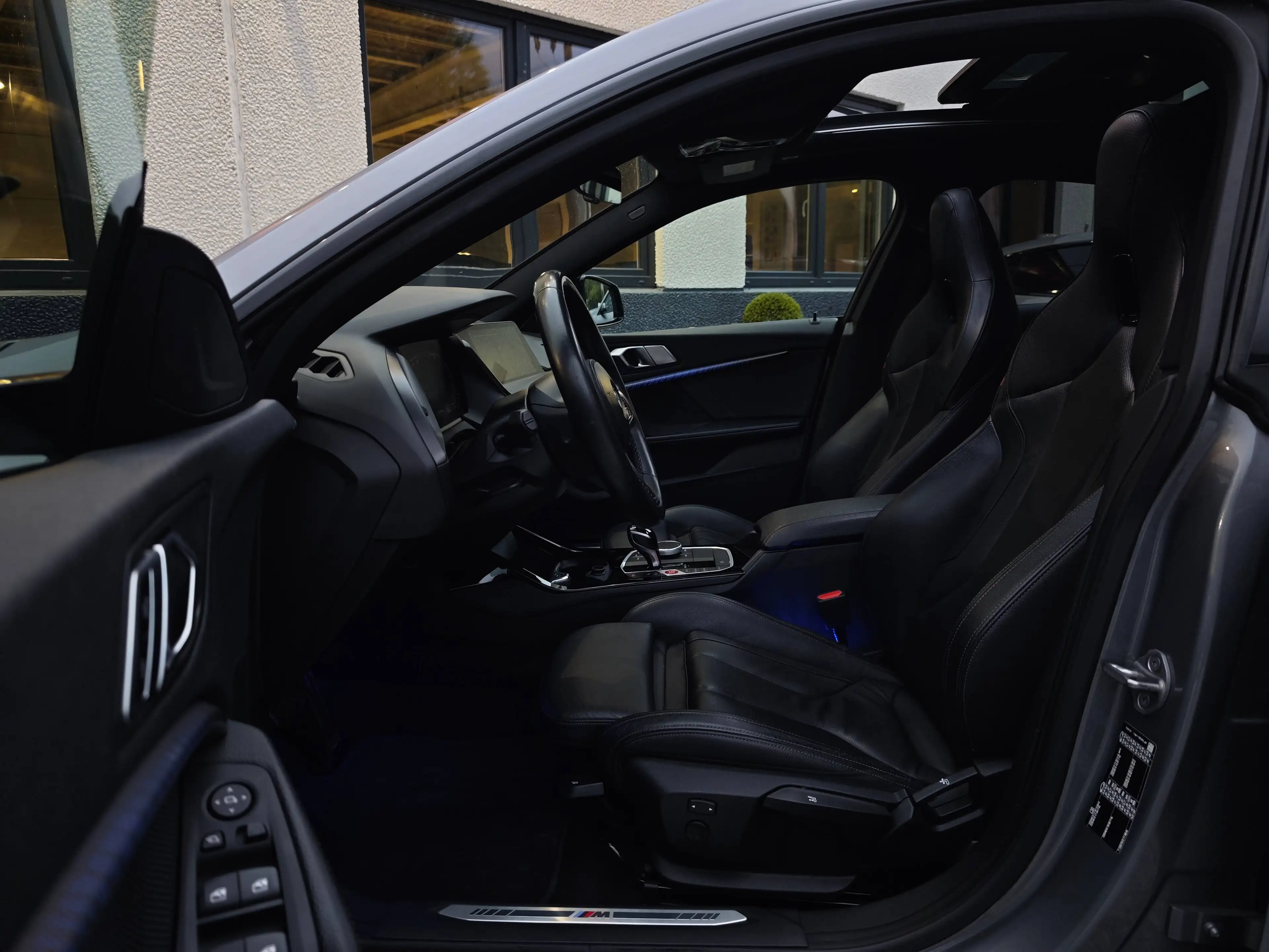 BMW 218 iA Gran Coupe | PACK M 235i | SIEGES BAQUETS M | TOIT OUVRANT | ECL. AMBIANT | HIFI PREMIUM — photo 15