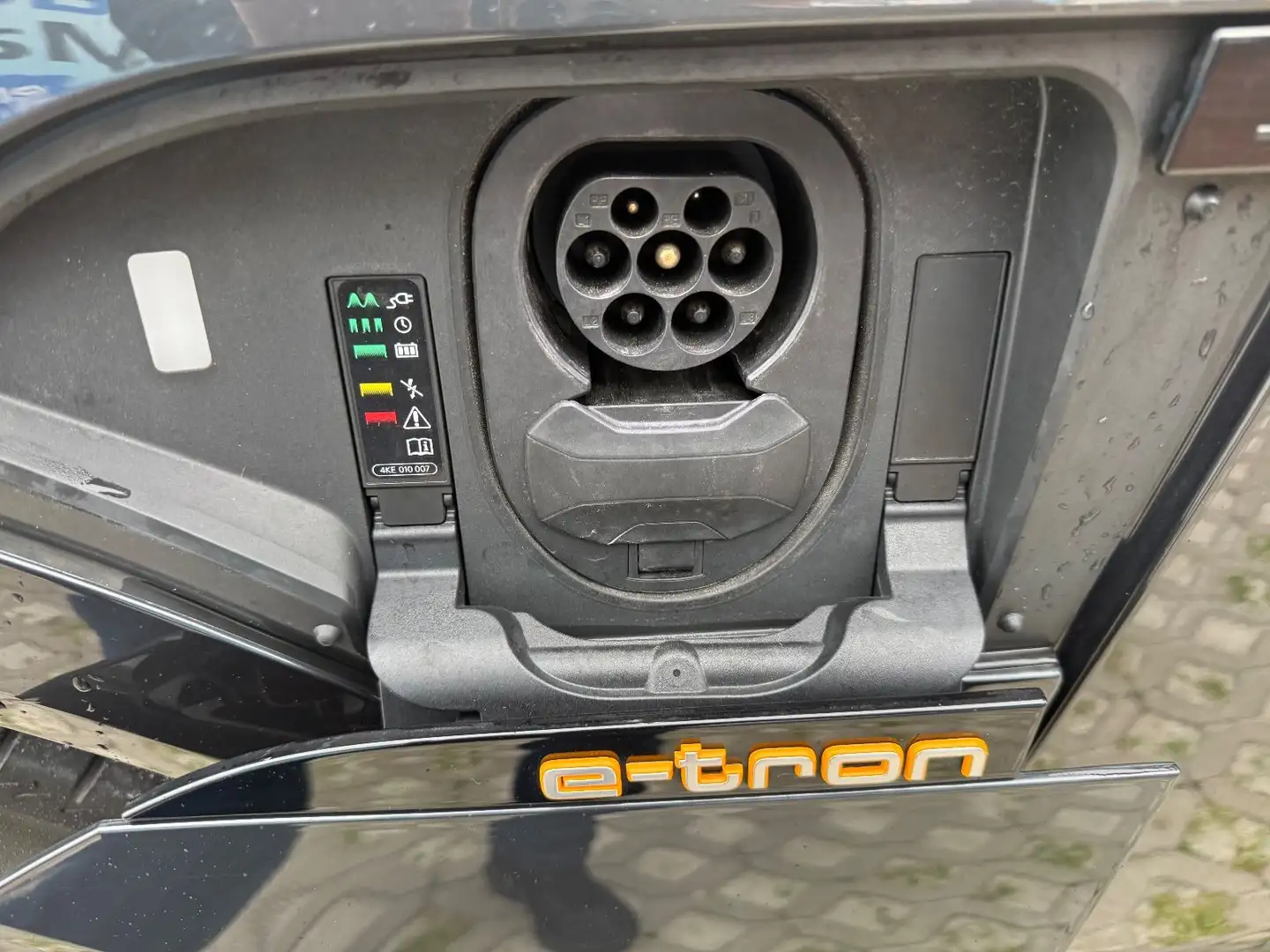 Audi e-tron 50 quattro advanced Grau - 2