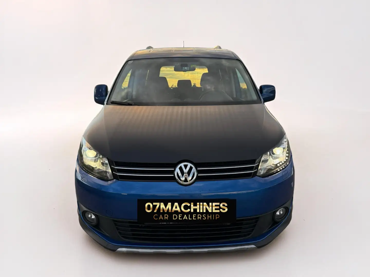 Volkswagen Caddy Kombi Cross 2,0 TDI DPF 4MOTION Bleu - 2